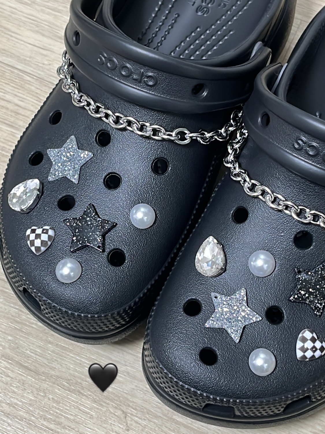 (W) Crocs Classic Platform Clog Black 착용 스타일