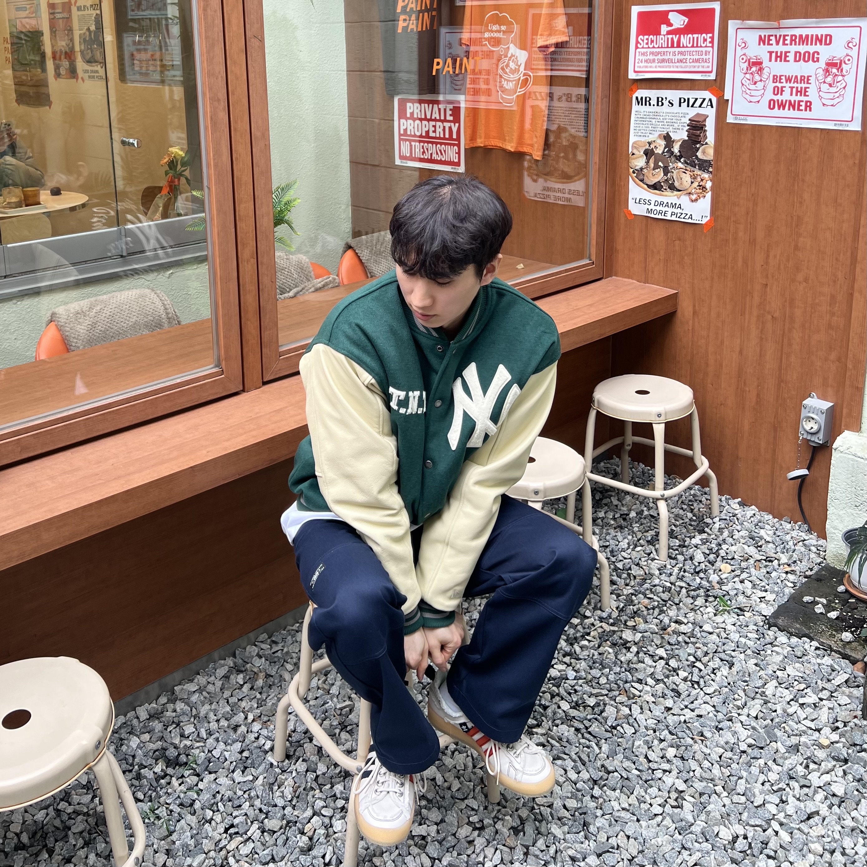 Adidas x Song for the Mute Campus 80s Bliss Core Black 착용 스타일 - 1