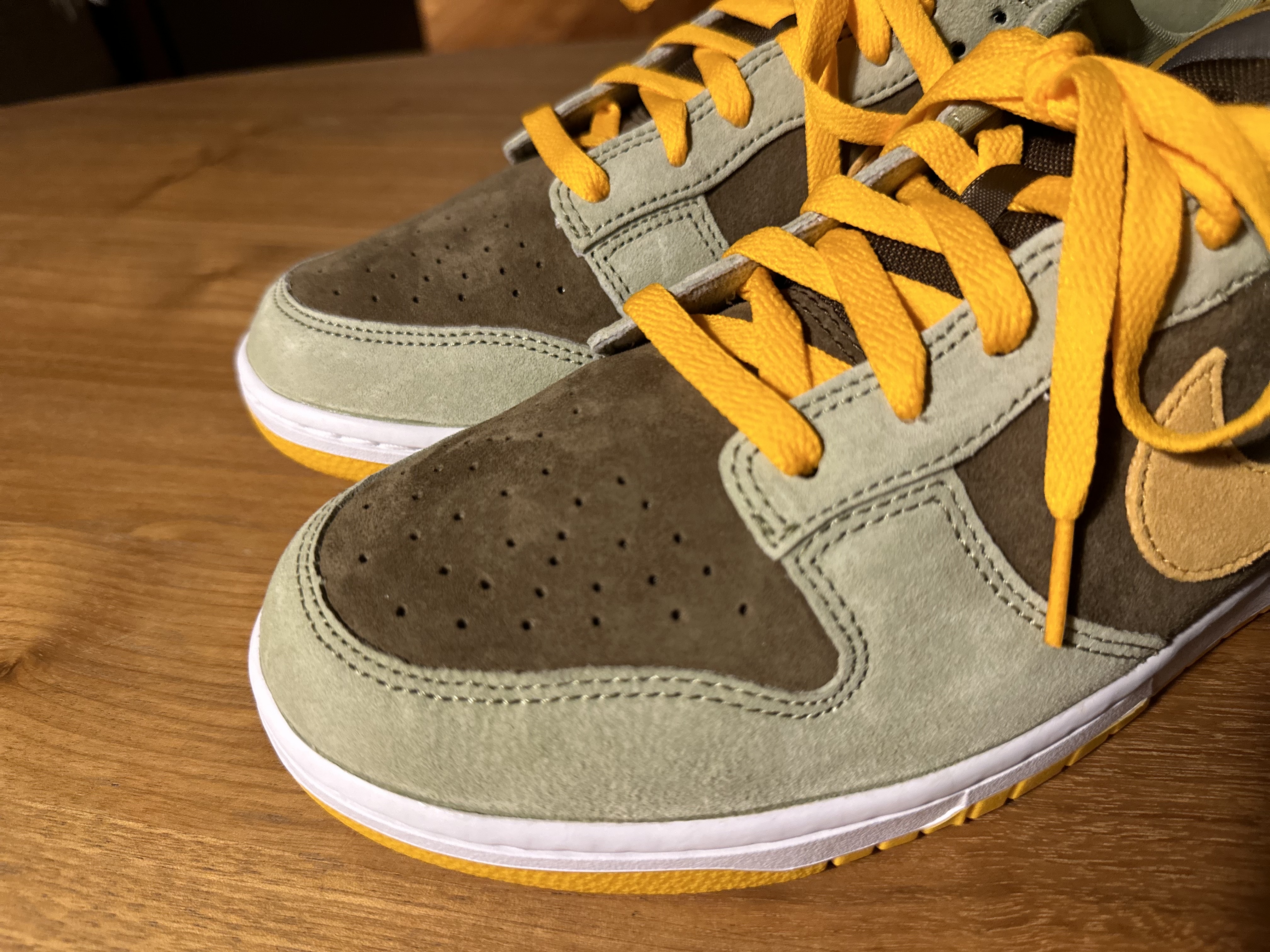 Nike Dunk Low SE Dusty Olive 착용 스타일 - 7