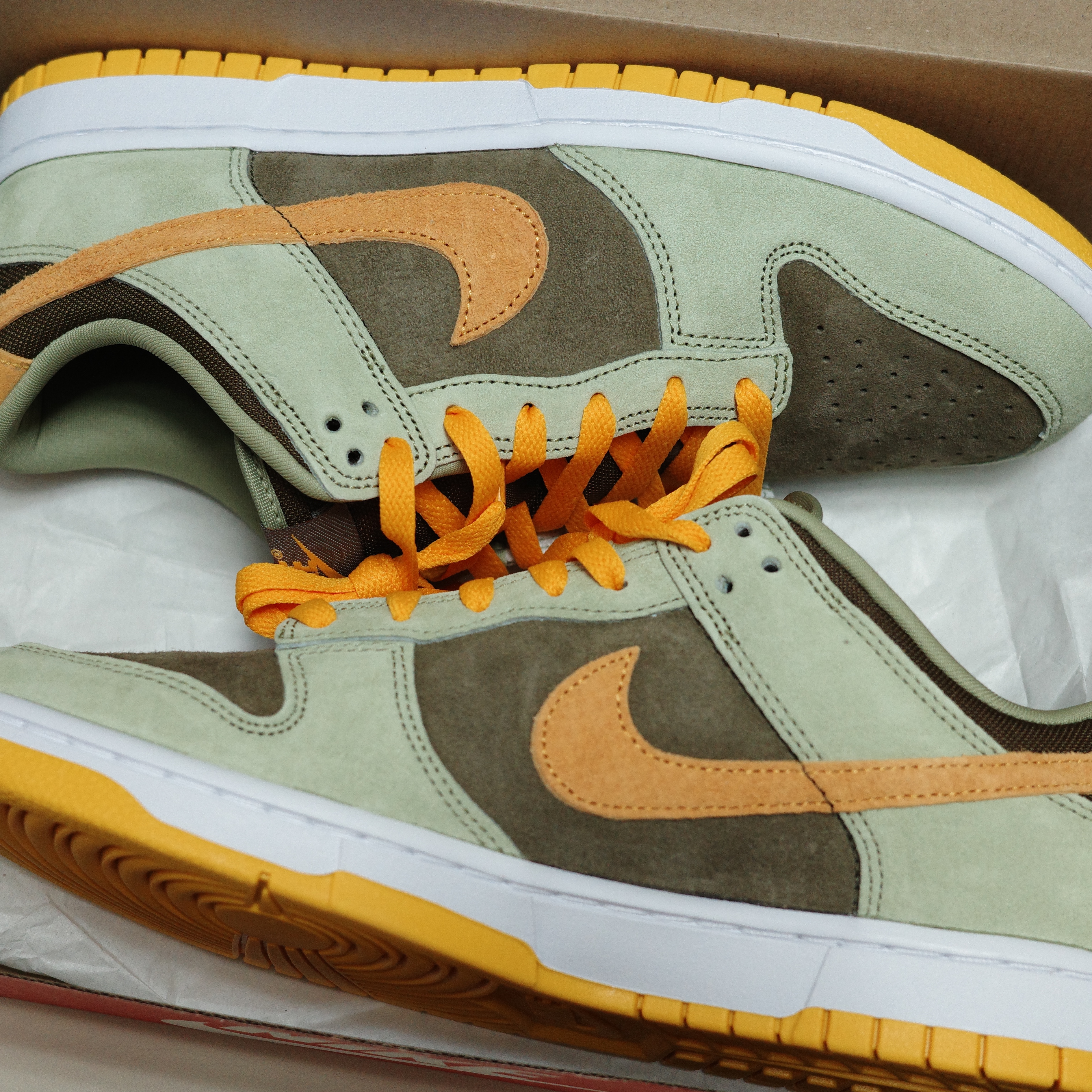 Nike Dunk Low SE Dusty Olive 착용 스타일 - 7