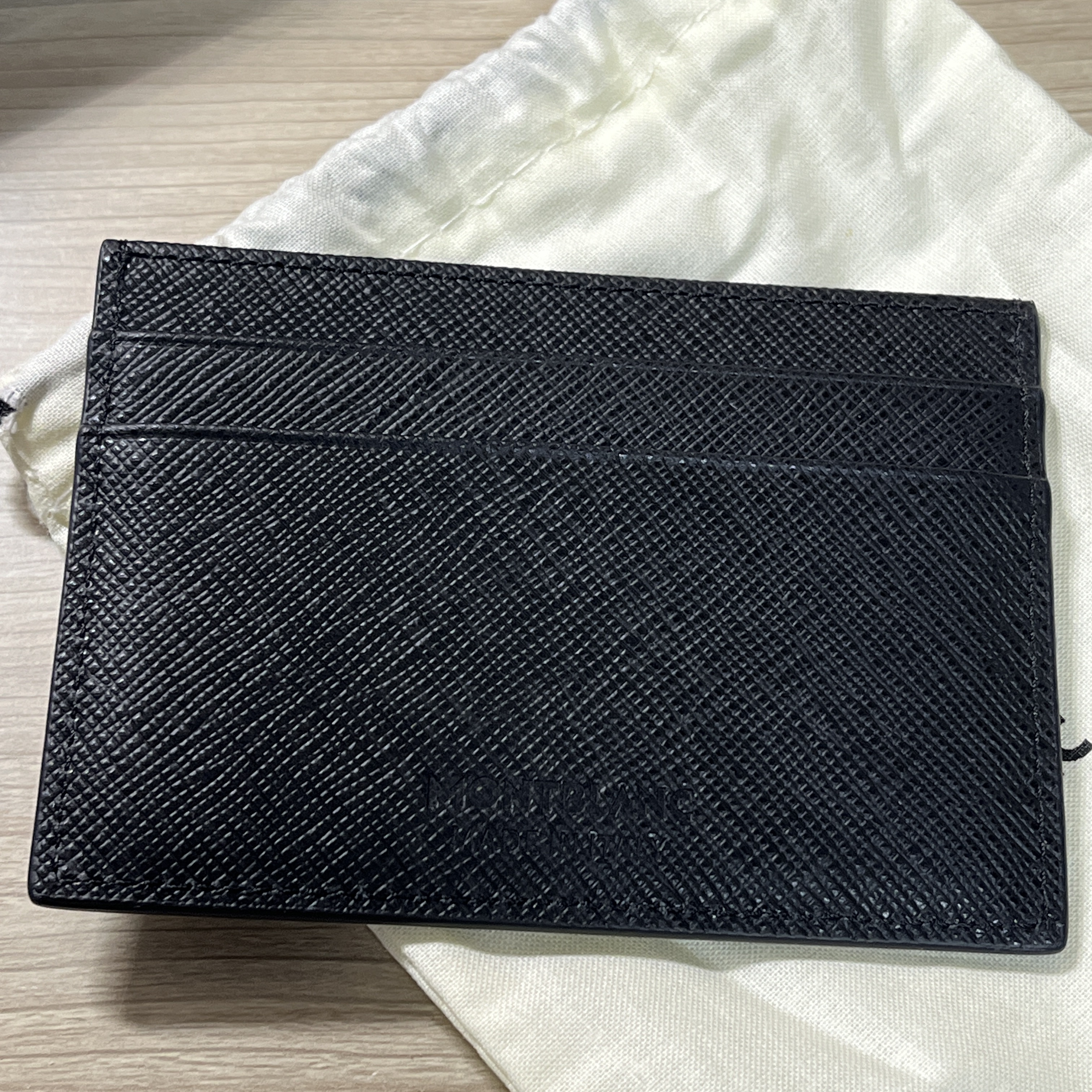 Montblanc Sartorial 5cc Card Holder Black 착용 스타일 - 2