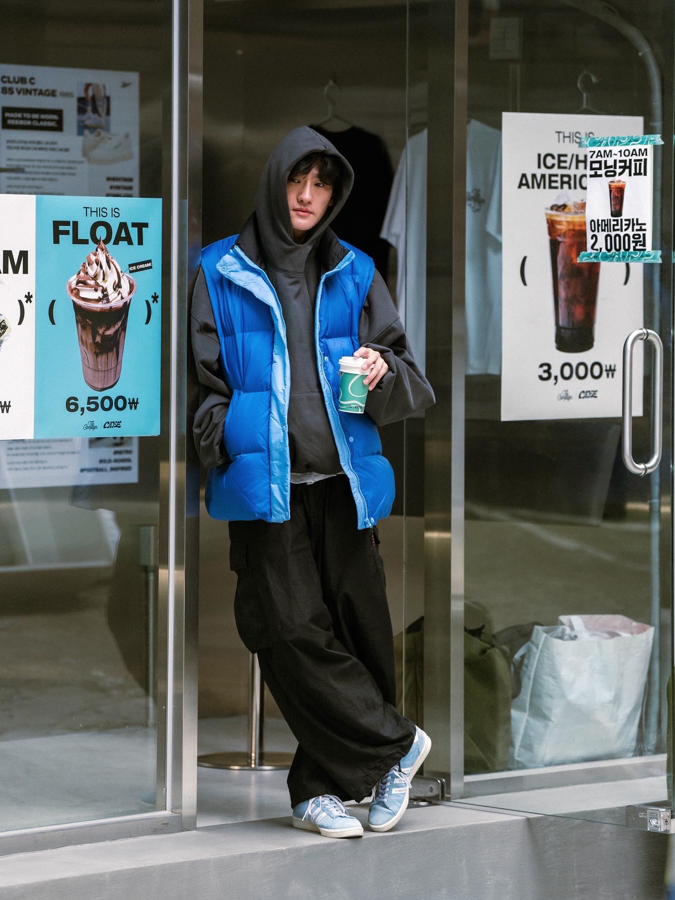 Adidas x Human Made Campus Light Blue, Yeezy Gap Engineered By Balenciaga Dove Hoodie Black 착용 스타일 - 1