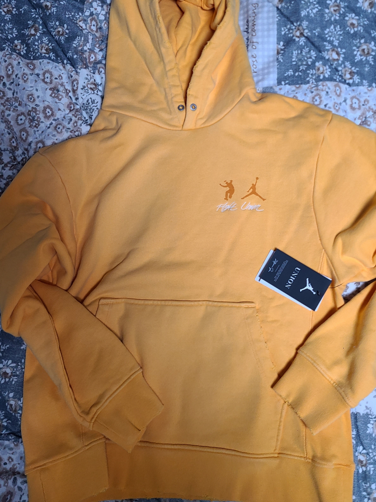 Jordan x Union Fleece Hoodie Sport Gold - Asia, Jordan x Union Fleece Hoodie Sport Gold - US/EU 착용 스타일 - 1