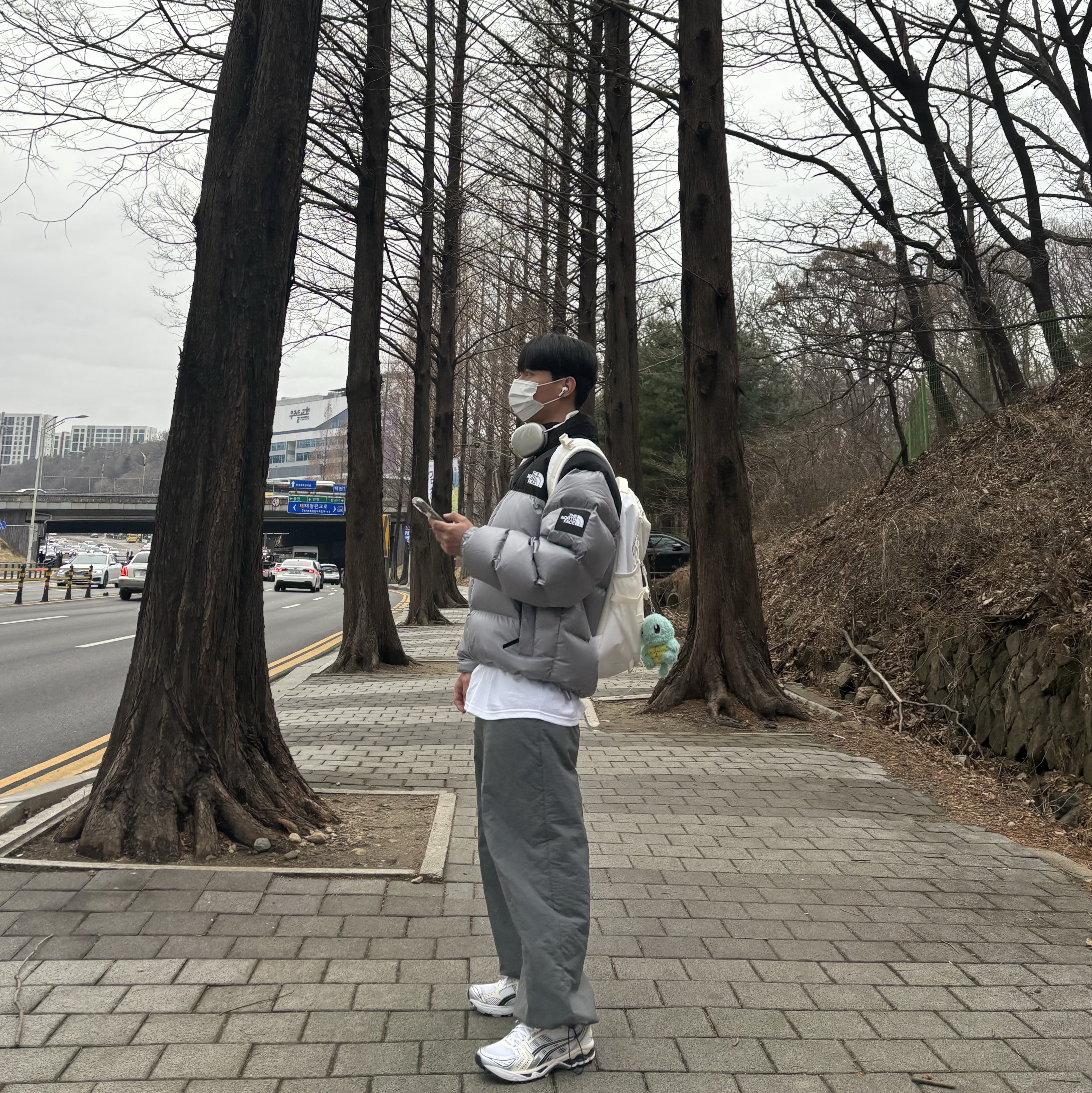 The North Face 1996 Eco Nuptse Jacket Tea, (W) Asics Gel-Kayano 14 White Midnight 착용 스타일