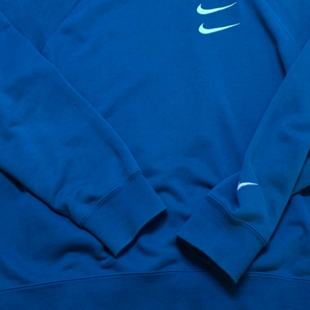 Nike NSW Double Swoosh Sweatshirt Blue Force Barely Volt - Asia 착용 스타일 - 2