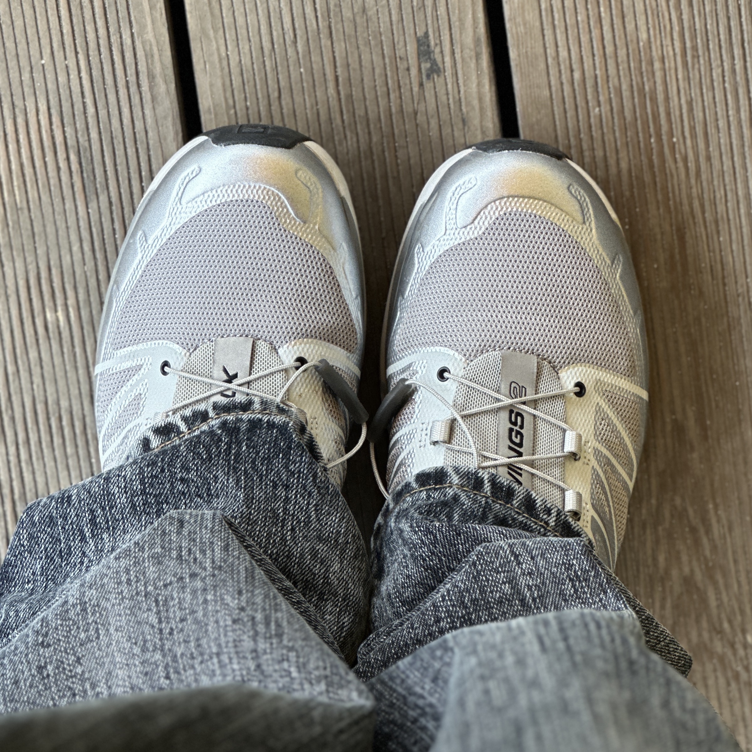Salomon XT-Wings 2 Lunar Rock Gray 착용 스타일