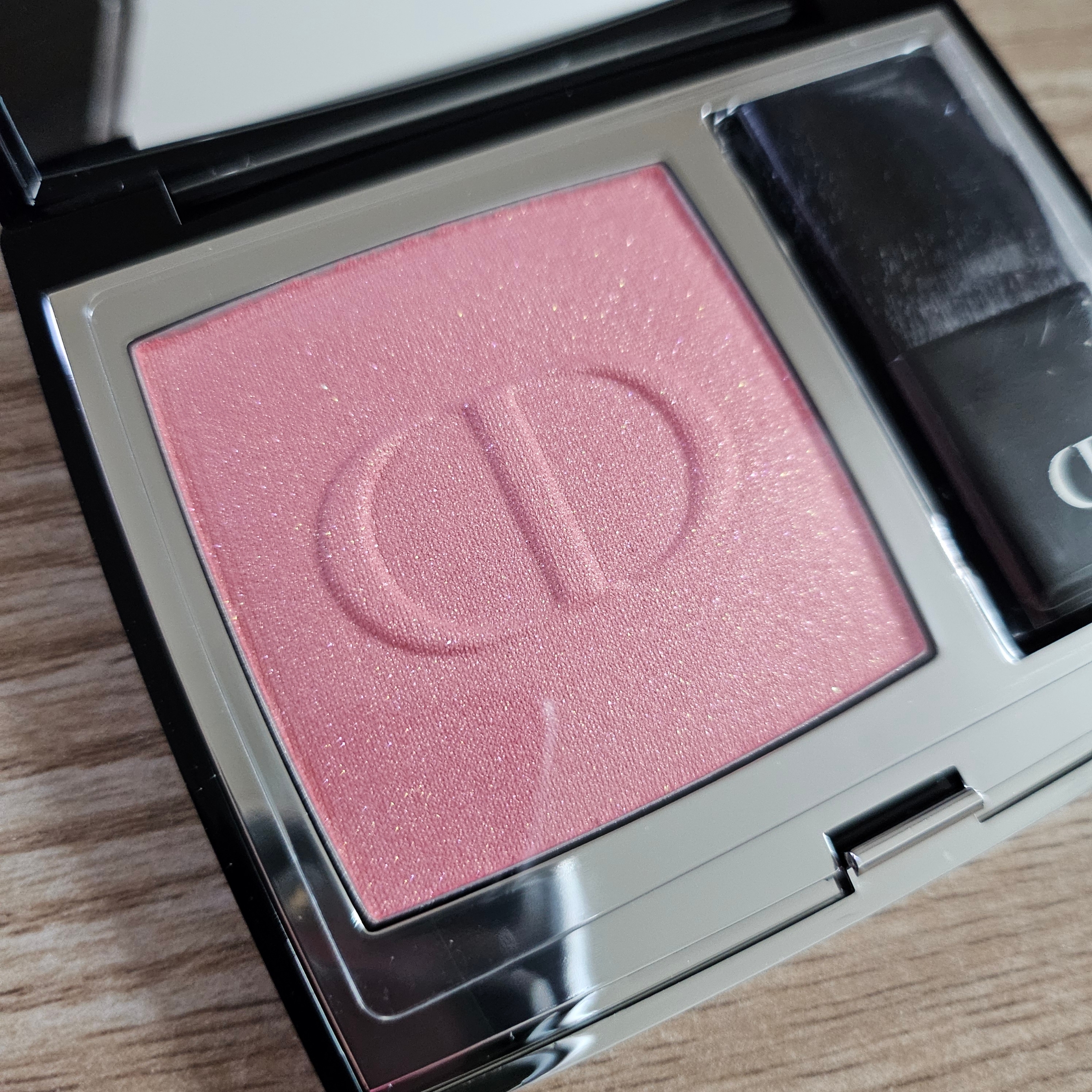Dior Rouge Blush 212 Tutu 착용 스타일 - 2