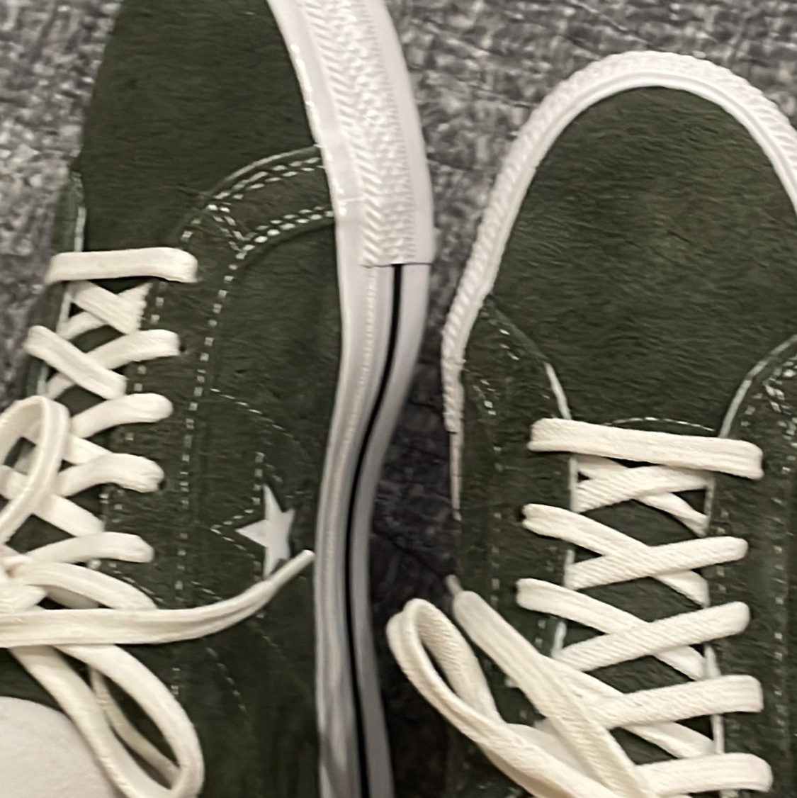 Converse One Star Ox Cargo Khaki 착용 스타일