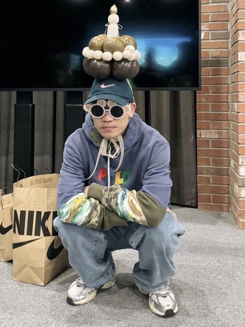 Nike Heritage 86 Essential Cap Obsidian 착용 스타일