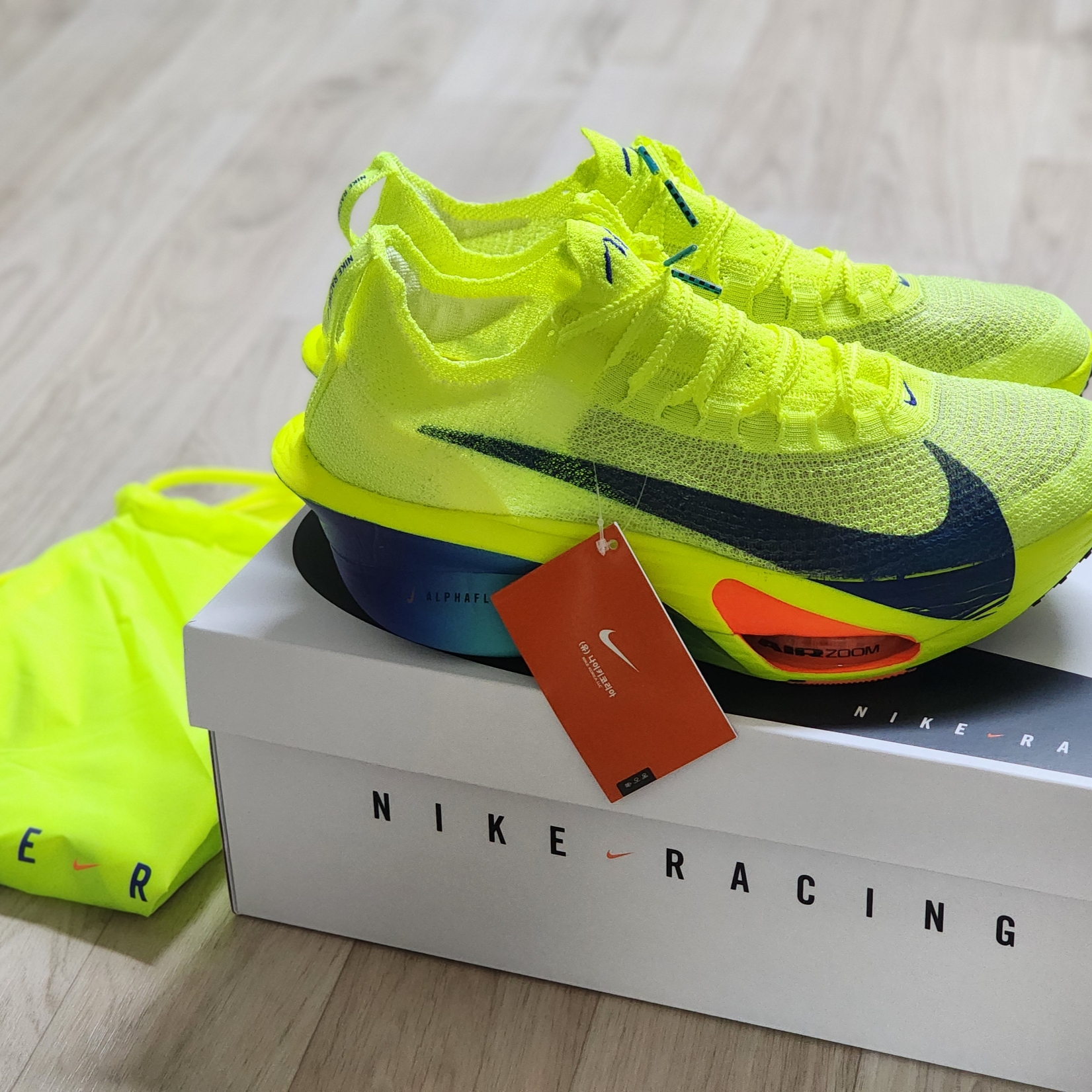 Nike Air Zoom Alphafly Next% 3 Volt 착용 스타일