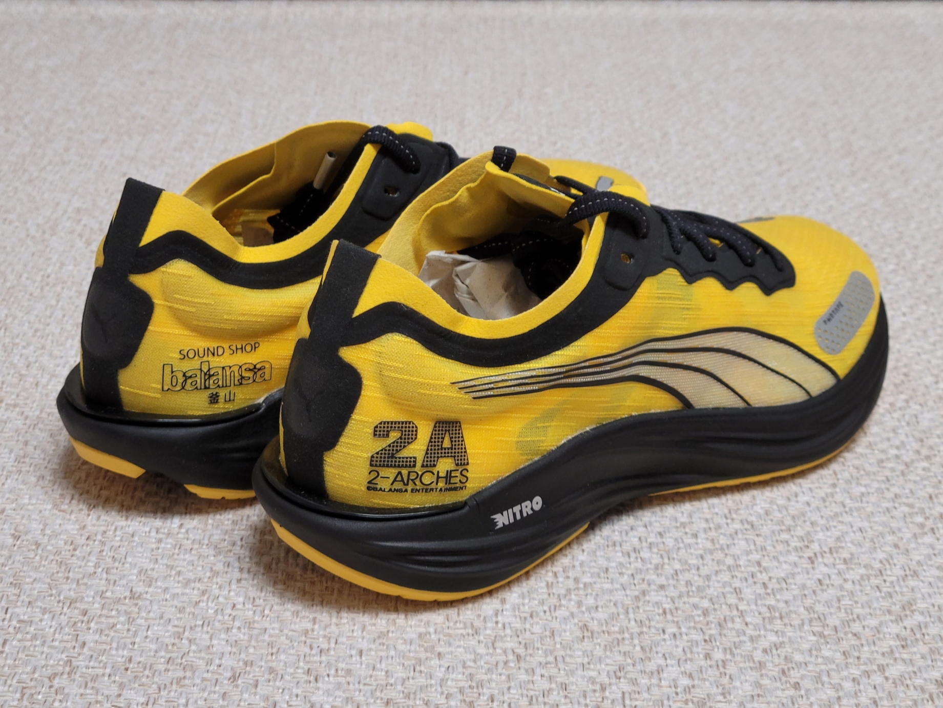 (W) Puma x Balansa Liberate Nitro 2 Freesia Black 착용 스타일 - 4