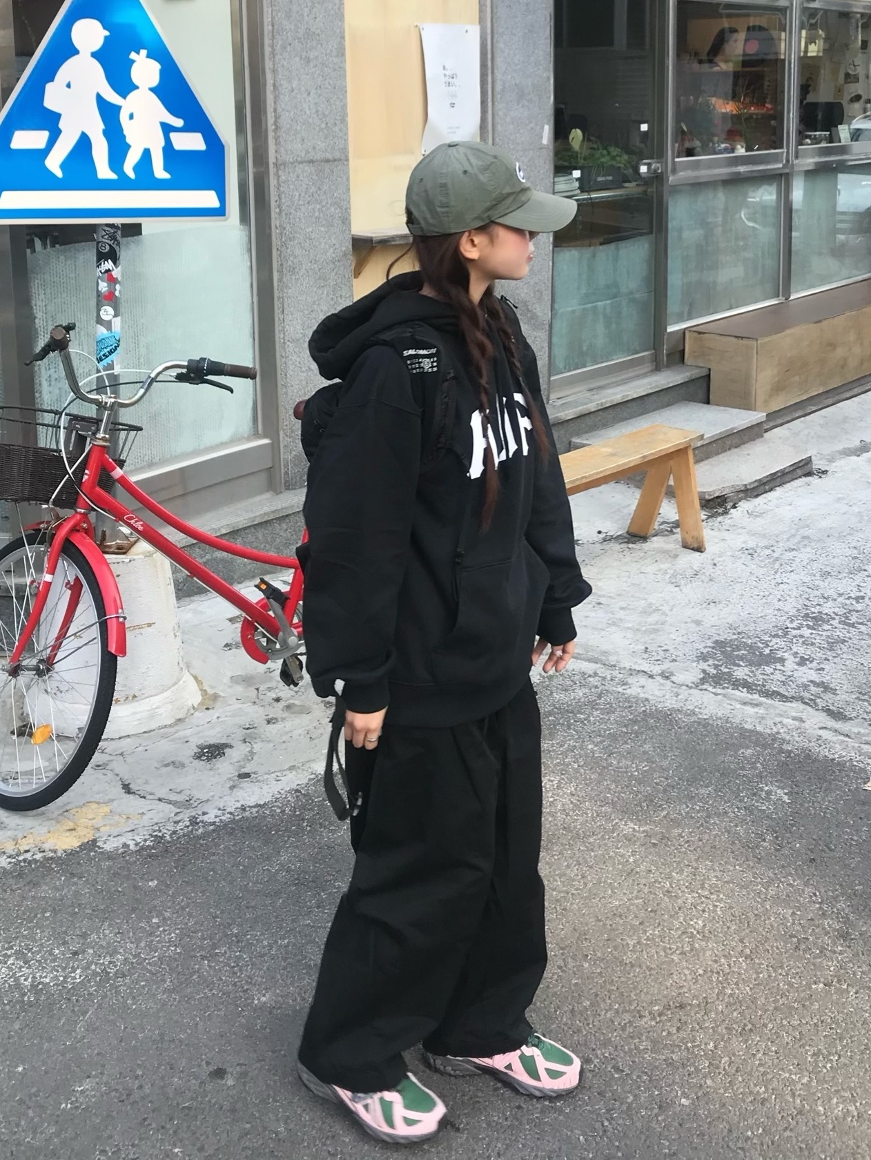 Salomon x MM6 Maison Margiela XT-15 Black, New Balance ML610T Pink Moon - D Standard 착용 스타일 - 1