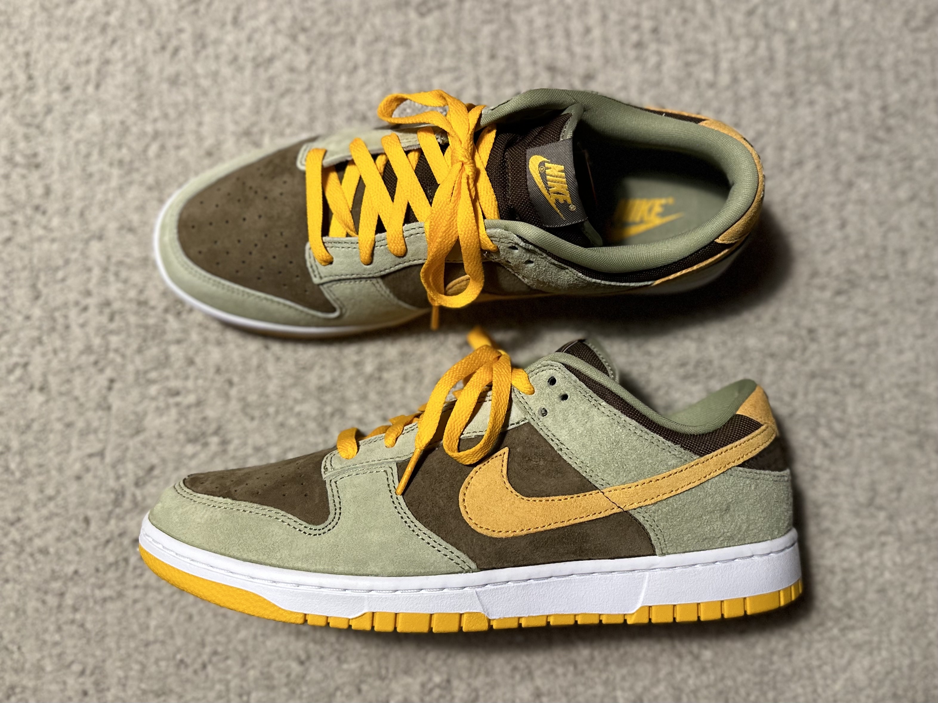 Nike Dunk Low SE Dusty Olive 착용 스타일 - 6