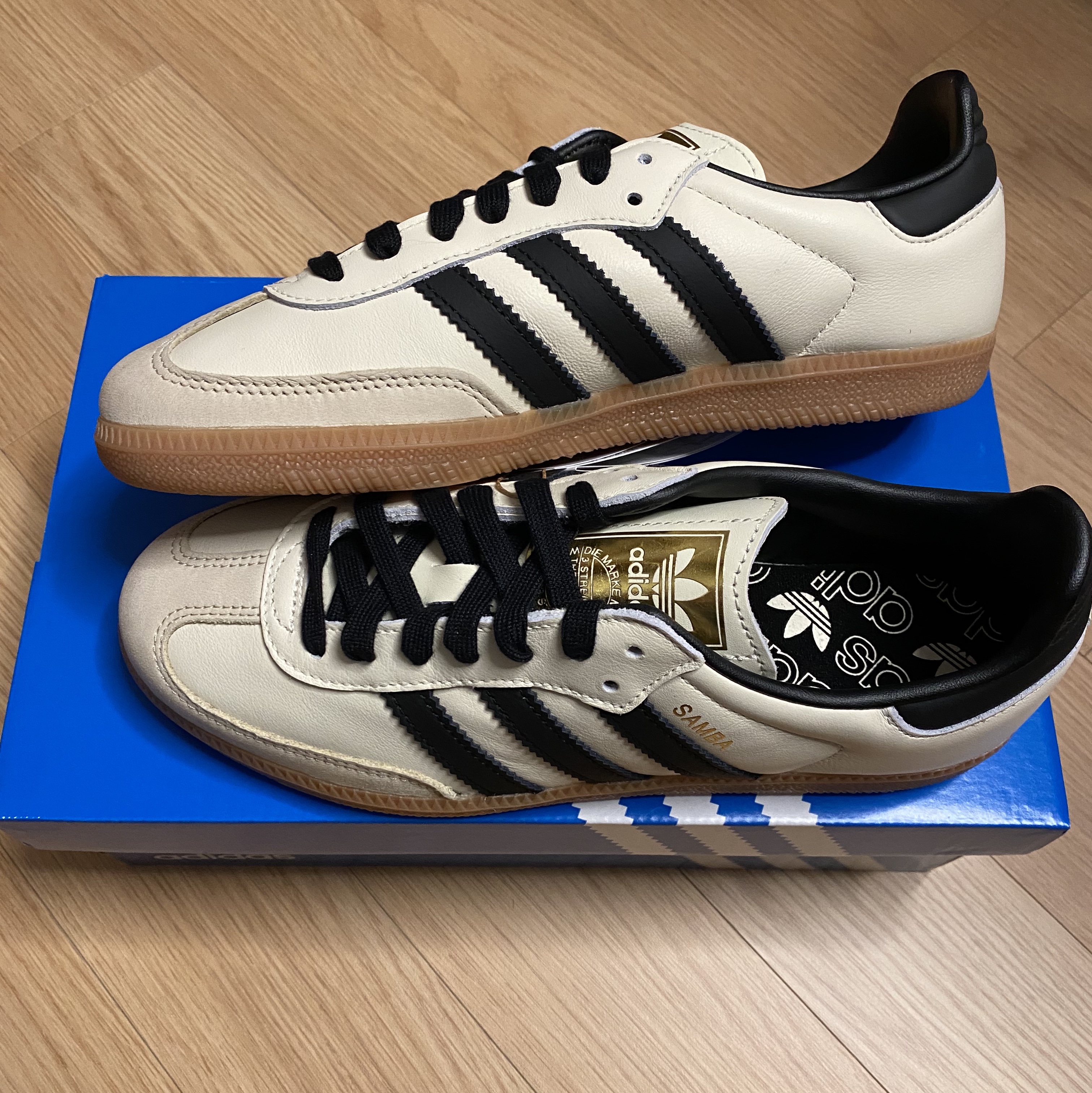 (W) Adidas Samba OG Cream White Core Black 착용 스타일