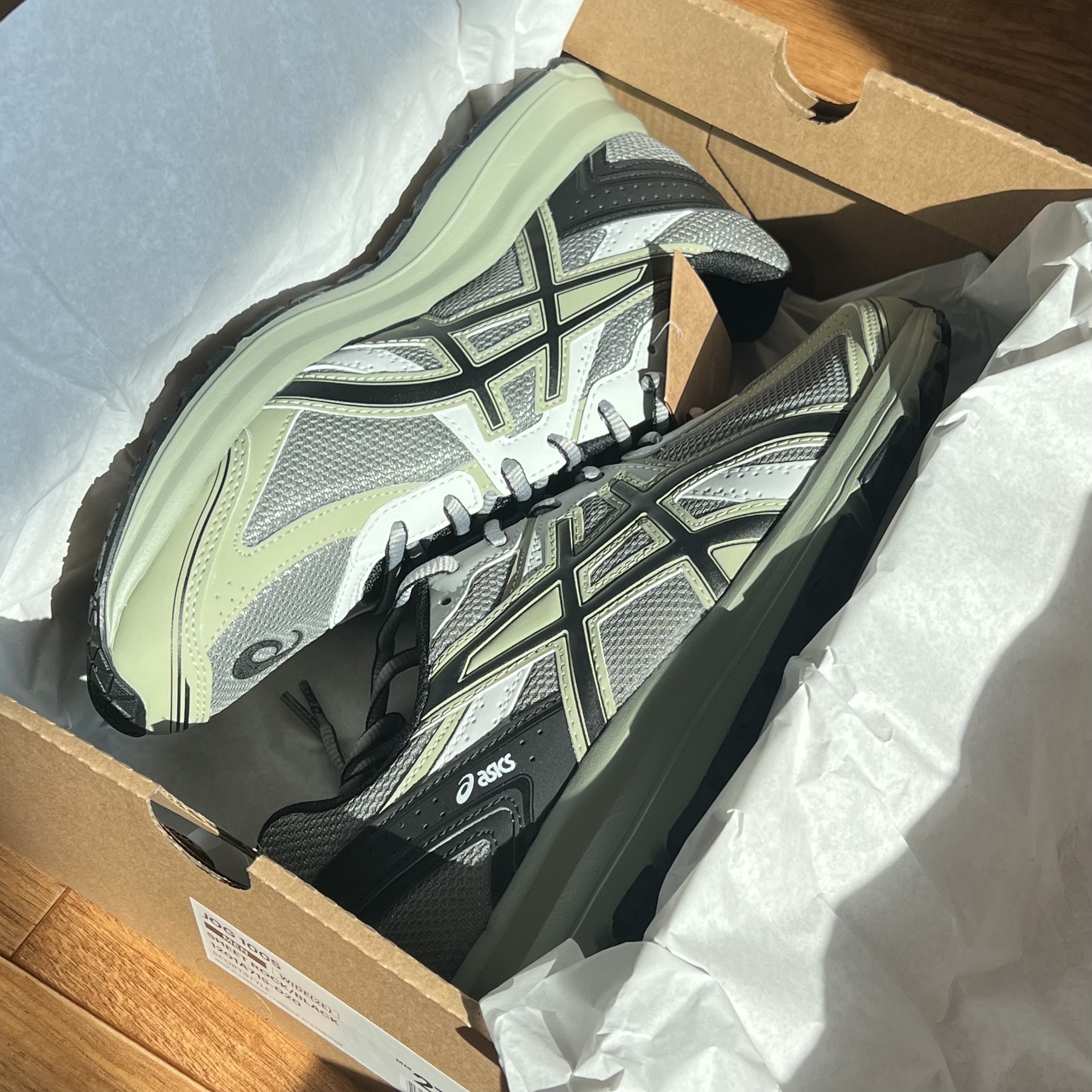 Asics Jog 100 S Sheet Rock - 2E Wide 착용 스타일