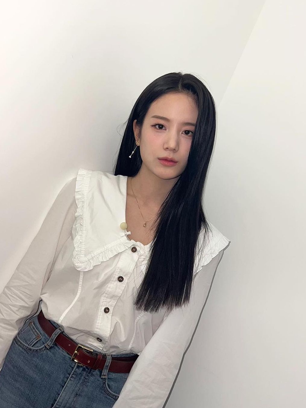 (W) COS Adjustable Tunic Style Top White, (W) Miu Miu Crepe De Chine Blouse Albino White 착용 스타일 - 5