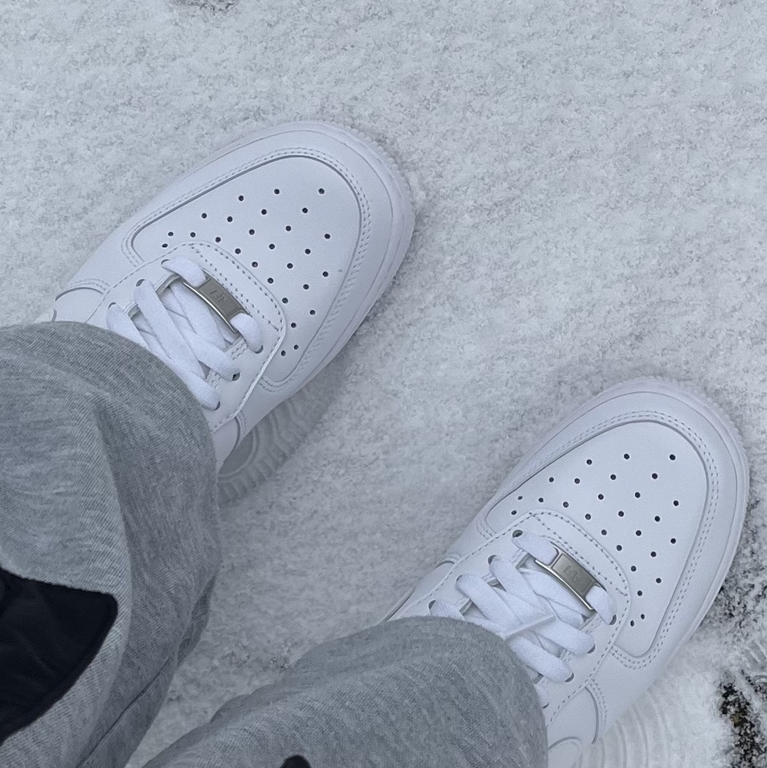Nike Air Force 1 '07 Low White 착용 스타일