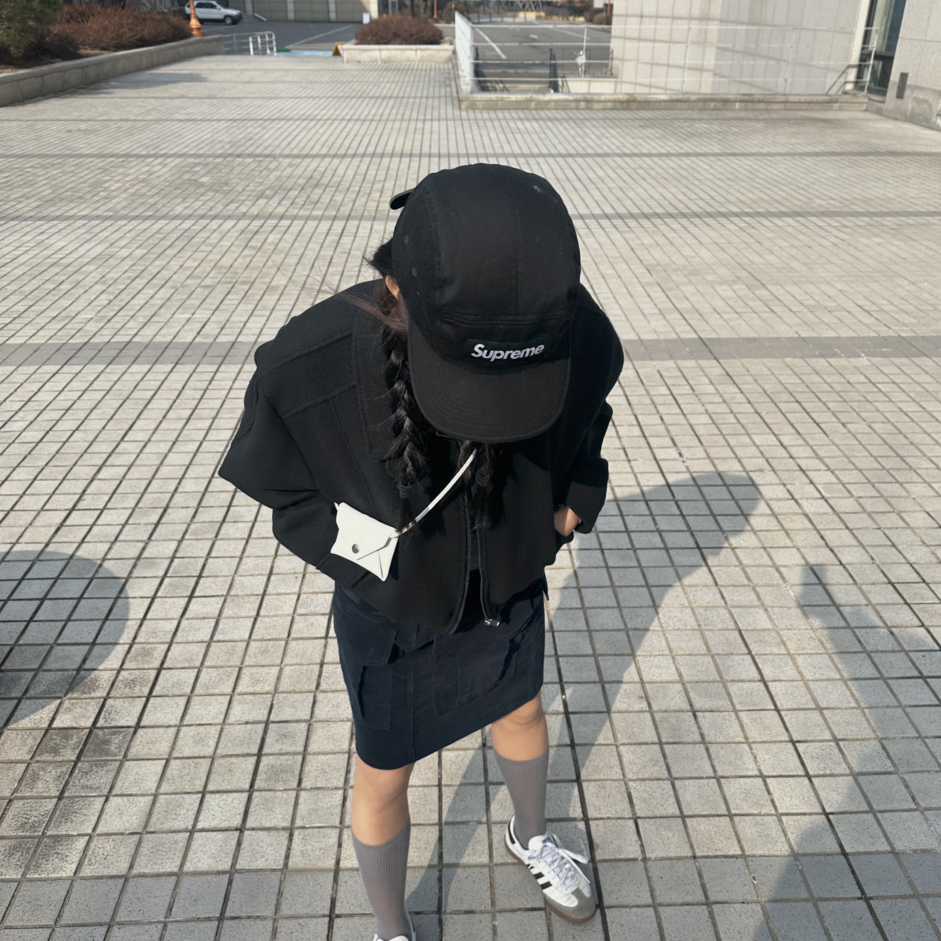 Supreme Washed Chino Twill Camp Cap Black, Adidas Samba OG Cloud White 착용 스타일 - 2