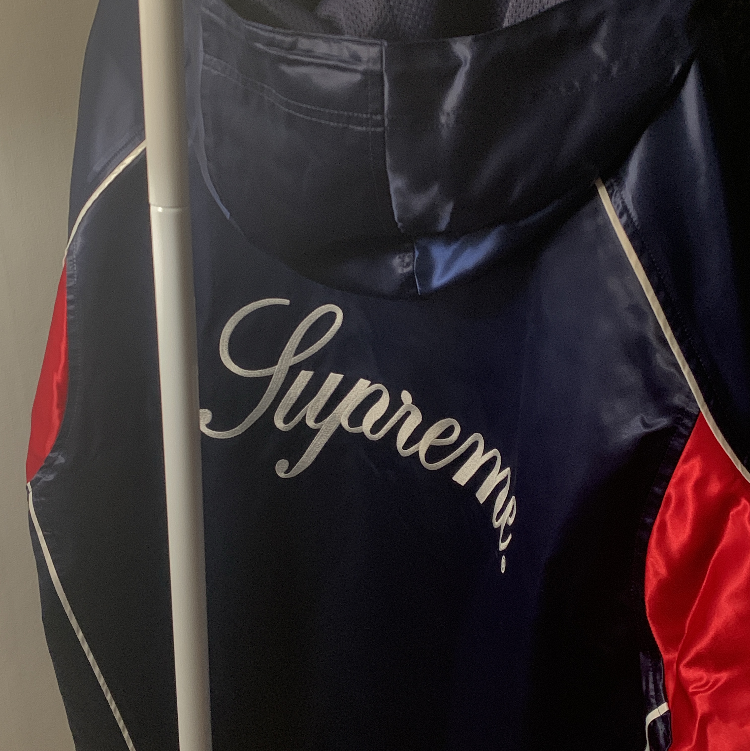 Supreme Satin Hooded Track Jacket Navy - 24SS 착용 스타일