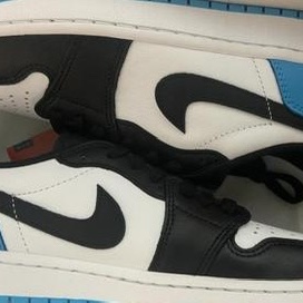 Jordan 1 Retro Low OG Black and Dark Powder Blue 착용 스타일