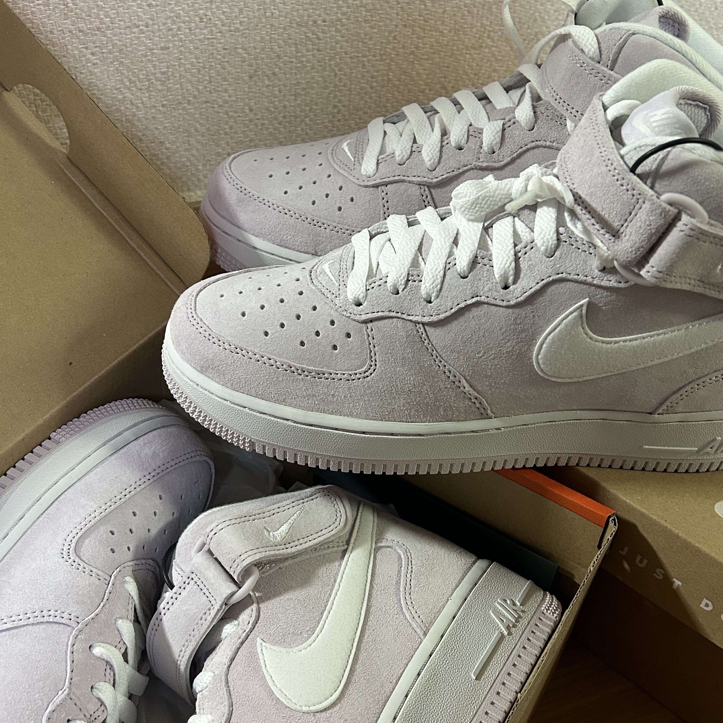 Nike Air Force 1 Mid '07 QS Venice 착용 스타일 - 2