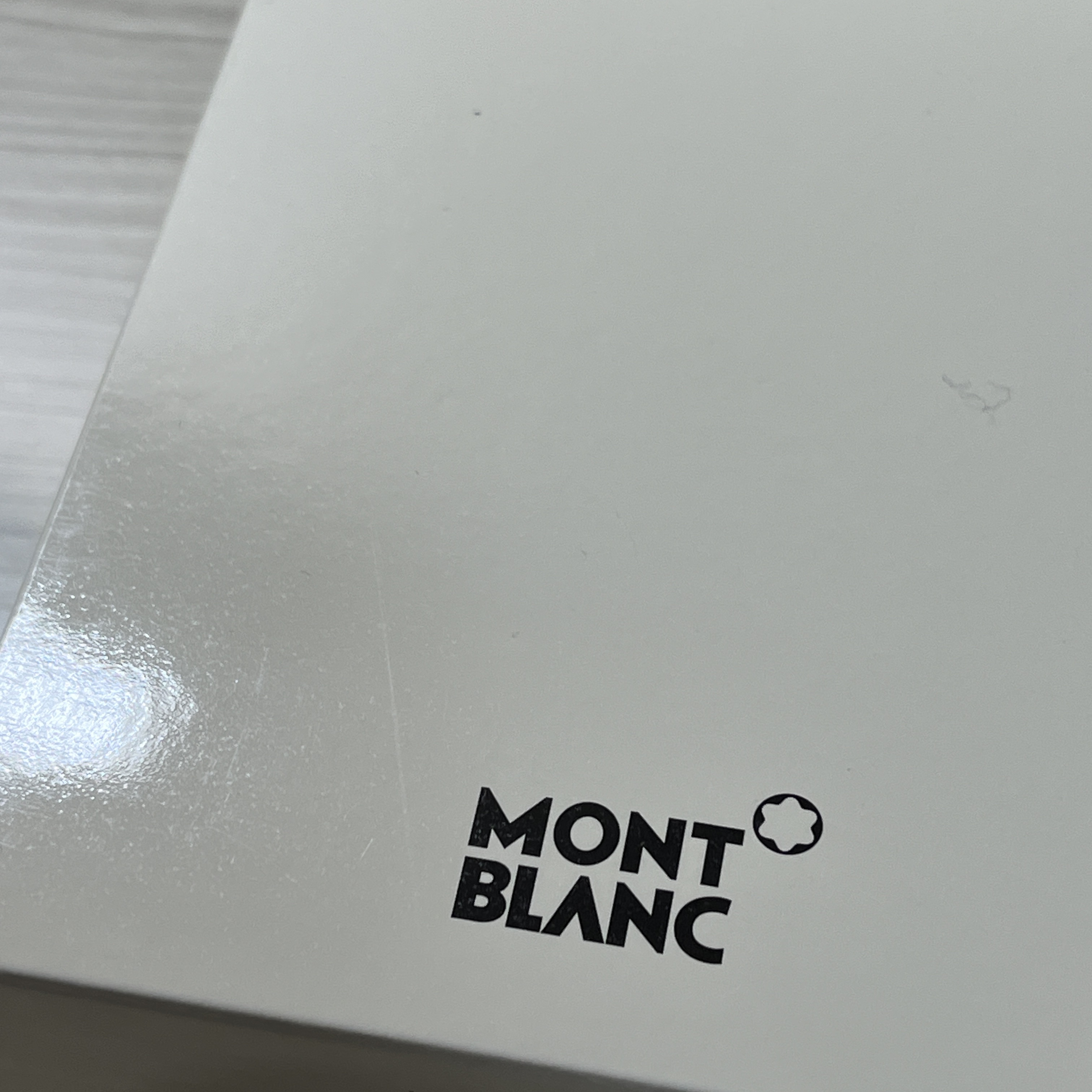 Montblanc Sartorial 5cc Card Holder Black 착용 스타일 - 3