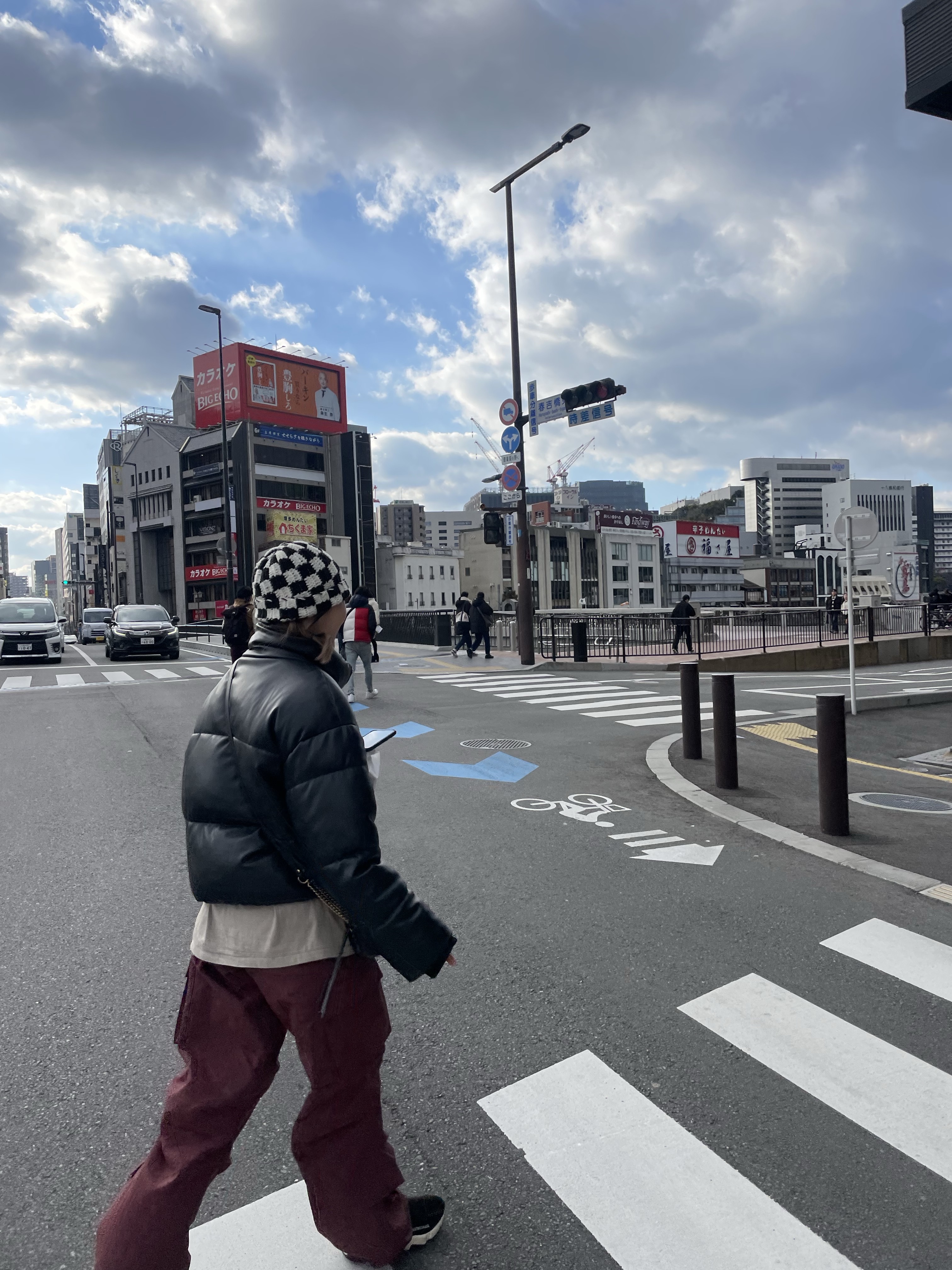 Stussy Crochet Checkered Beanie Black, Balenciaga Speed Trainer Black White 2021/2022 착용 스타일