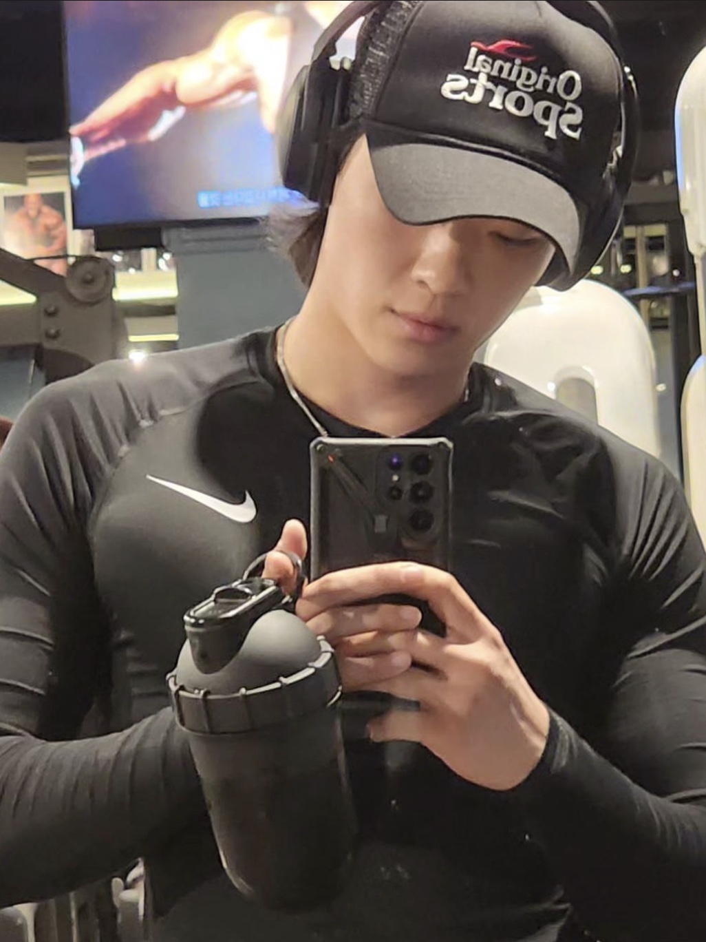 Nike Dri-Fit Park 1st Layer Long Sleeve Black 착용 스타일