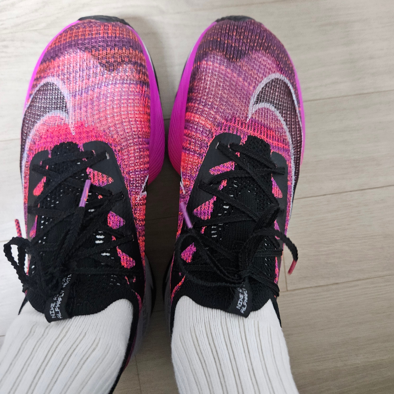 Nike Air Zoom Alphafly Next% Hyper Violet 착용 스타일