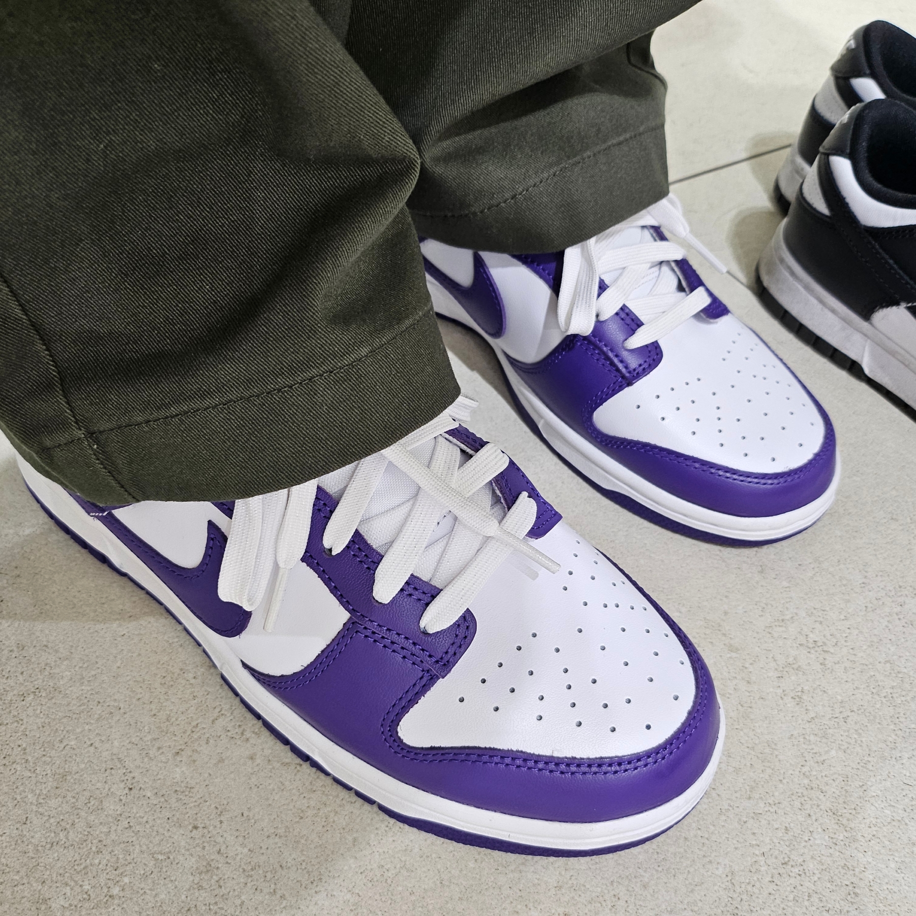 Nike Dunk Low Retro Championship Court Purple 착용 스타일