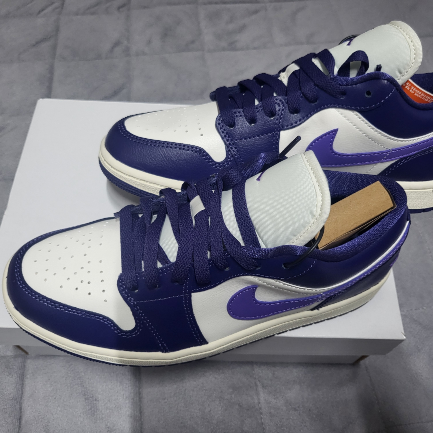 (W) Jordan 1 Low Sky J Purple Sail 착용 스타일