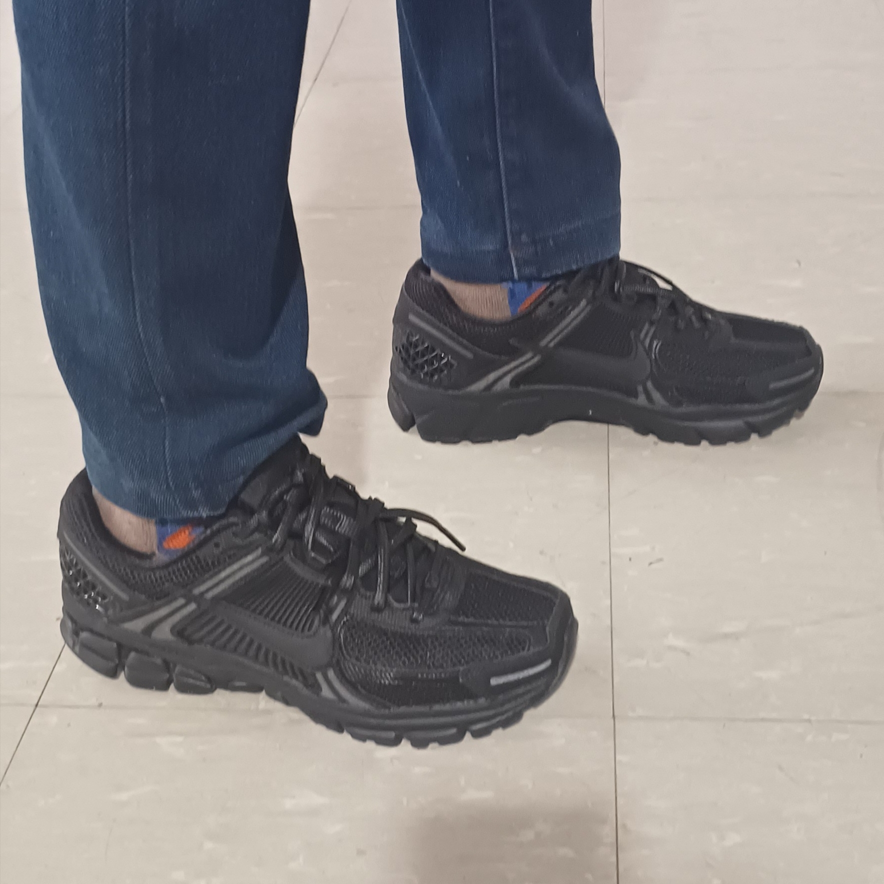 Nike Zoom Vomero 5 SP Black 착용 스타일