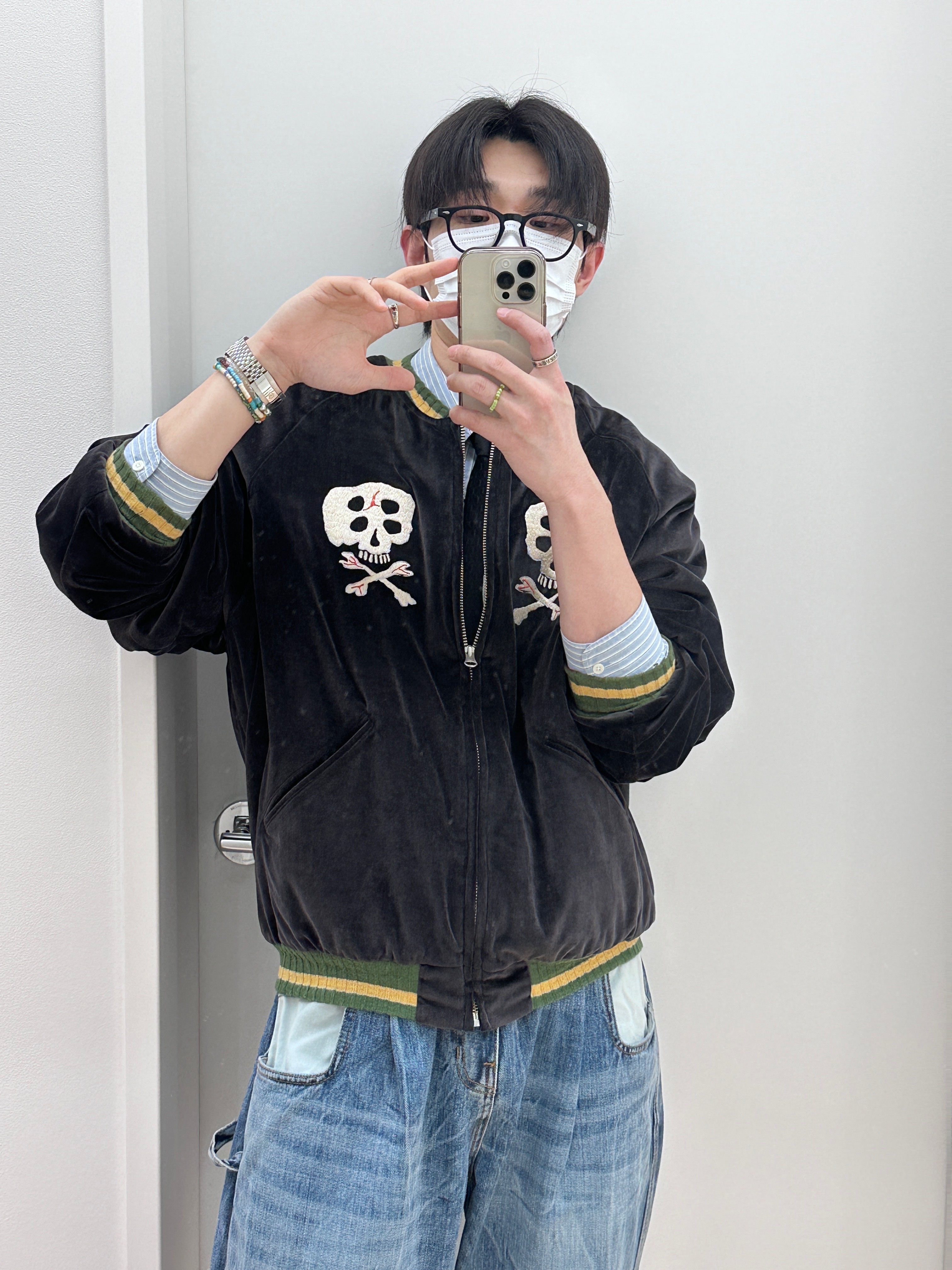 Kapital Velveteen Sulfide Souvenir Rain Skull Jacket Black 착용 스타일 - 1