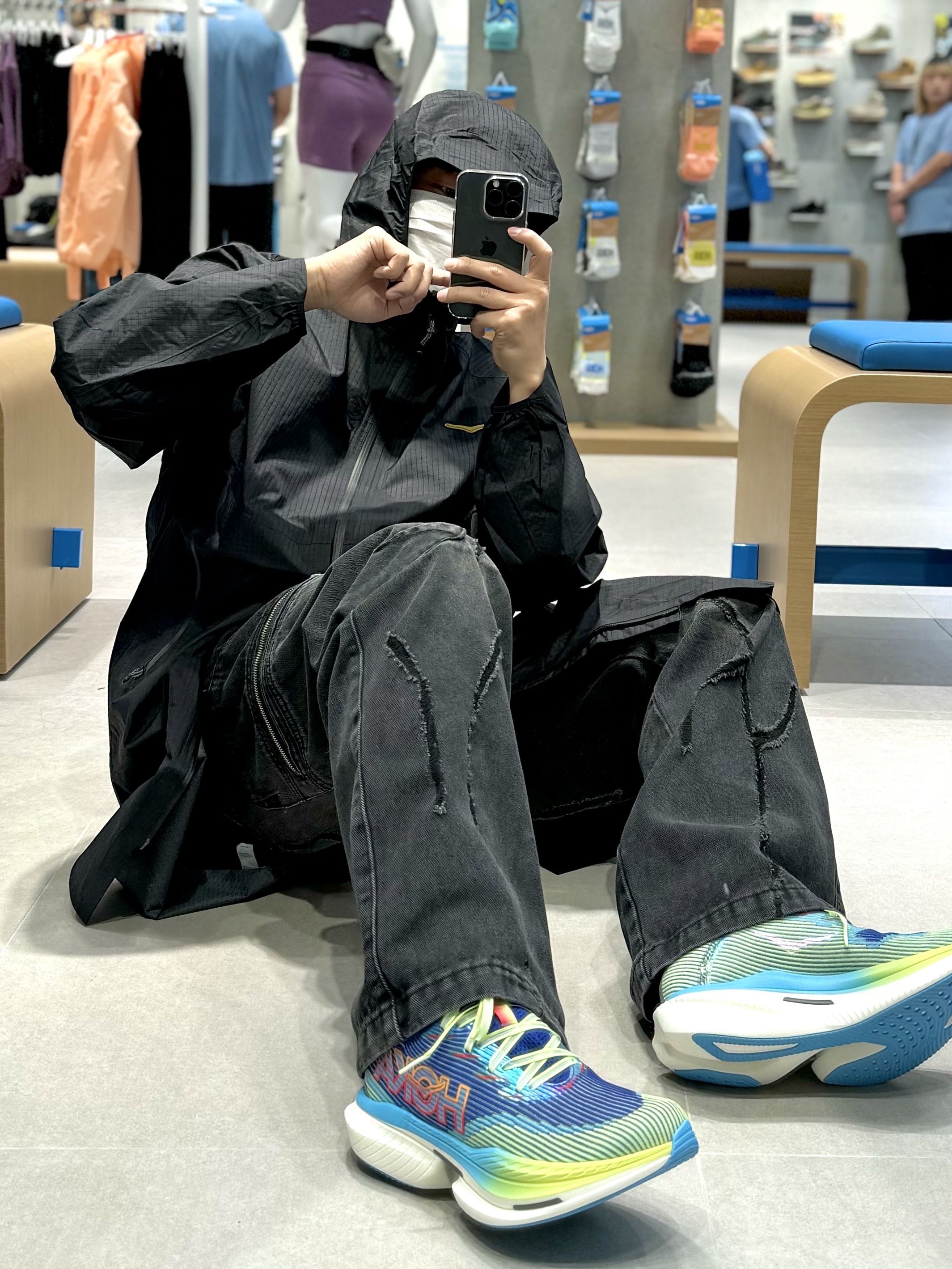 Hoka Kaha 2 Low Gore-Tex Black, Hoka Cielo X1 Evening Sky Lettuce 착용 스타일 - 4