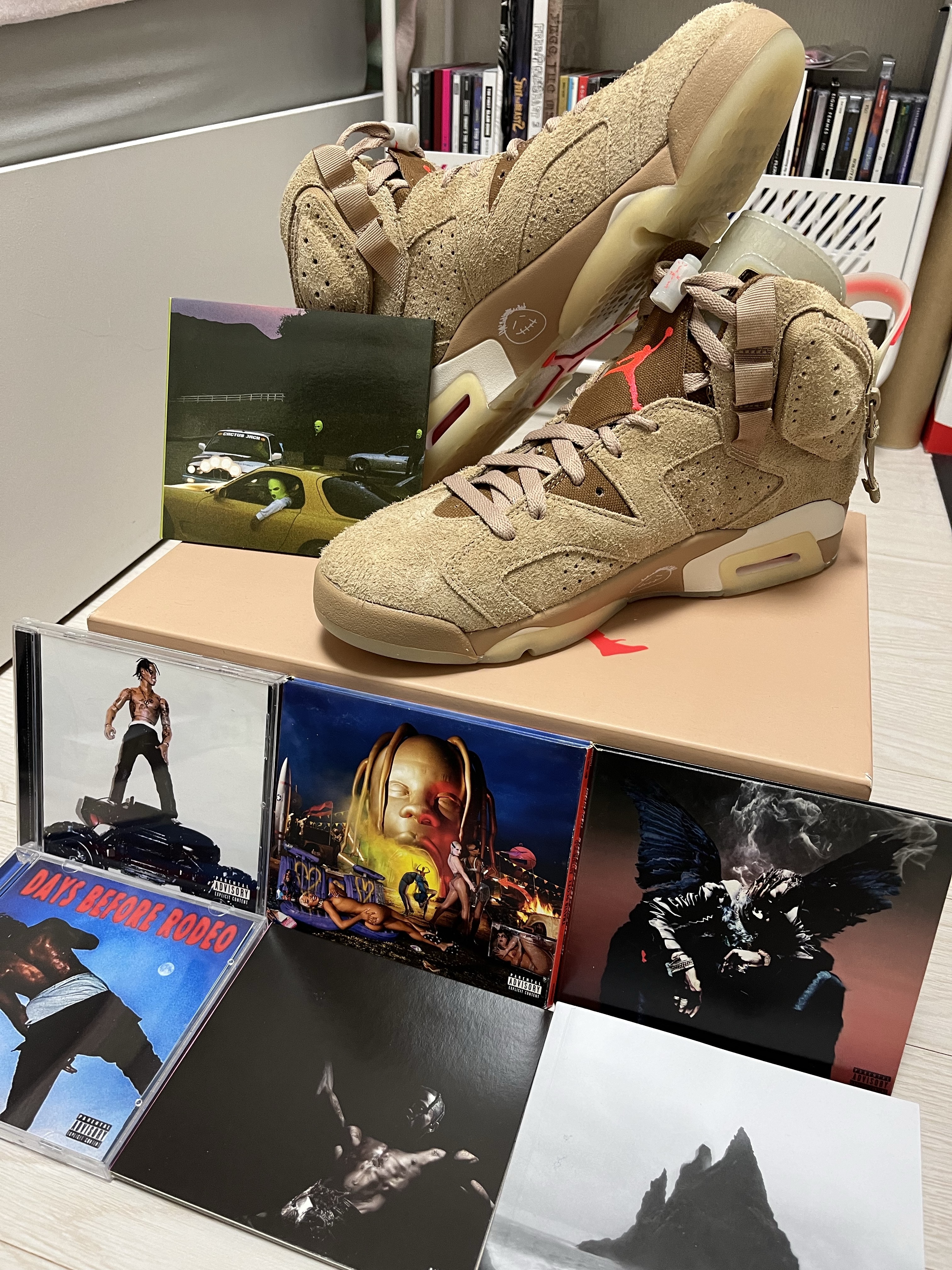 Jordan 6 x Travis Scott Retro SP British Khaki 착용 스타일
