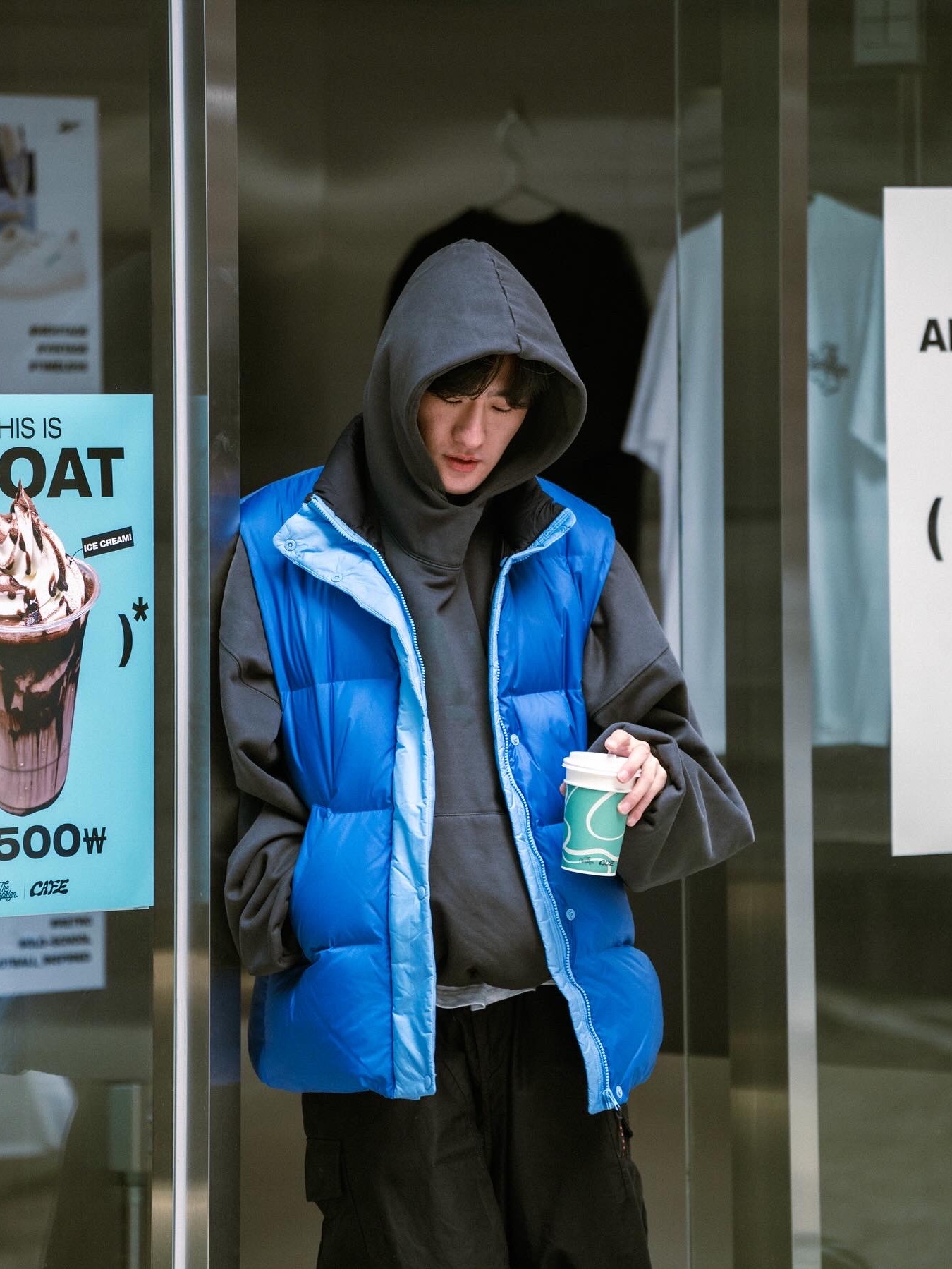 Adidas x Human Made Campus Light Blue, Yeezy Gap Engineered By Balenciaga Dove Hoodie Black 착용 스타일 - 2