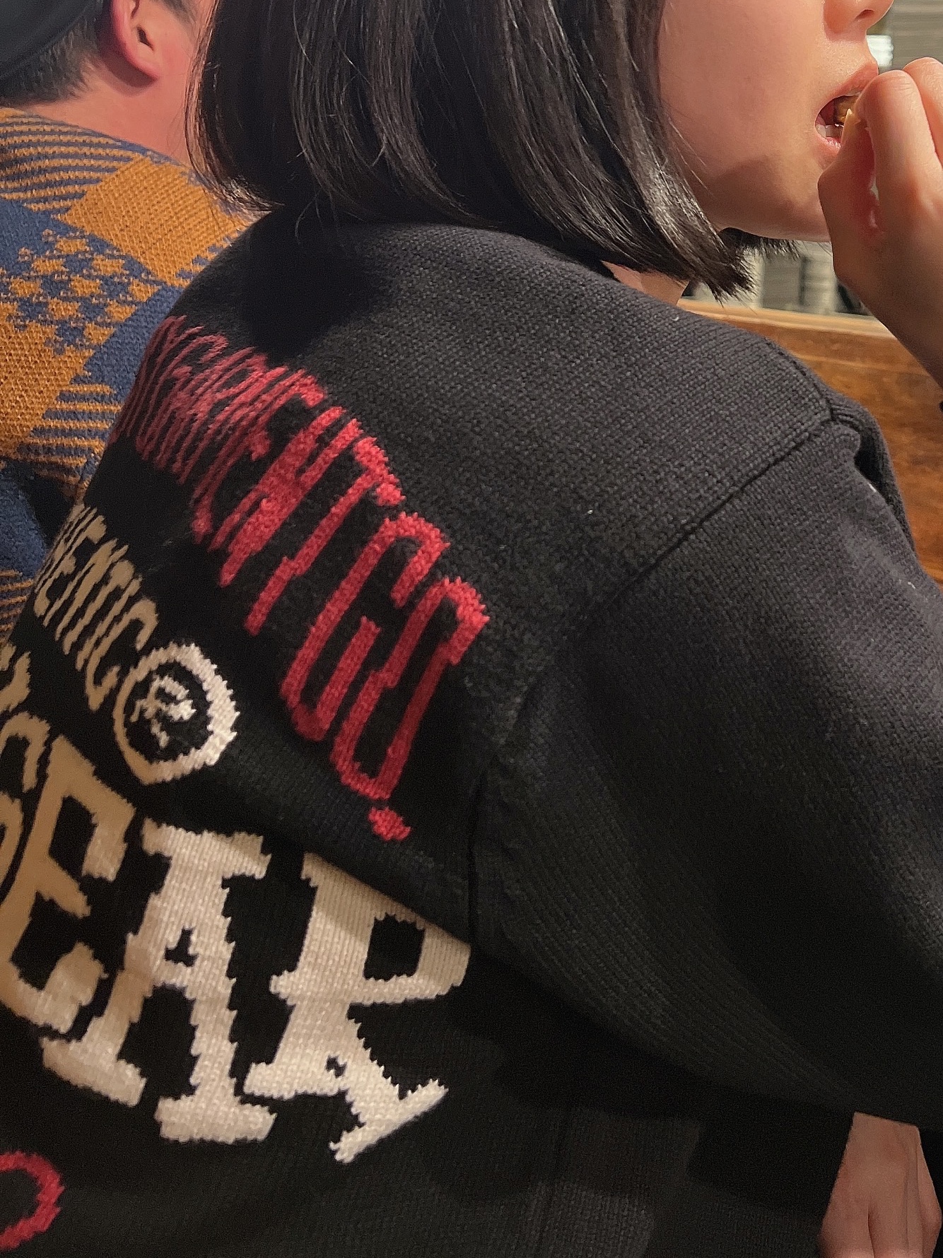 Stussy Authentic Workgear Sweater Black, Stussy Dollie Pigment Dyed T-Shirt Natural 착용 스타일 - 3