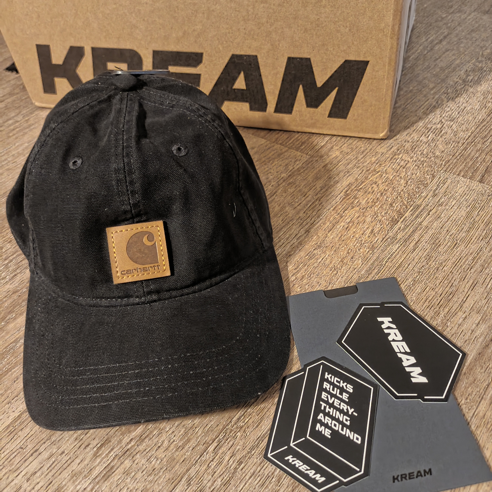 Carhartt Canvas Cap Black 착용 스타일