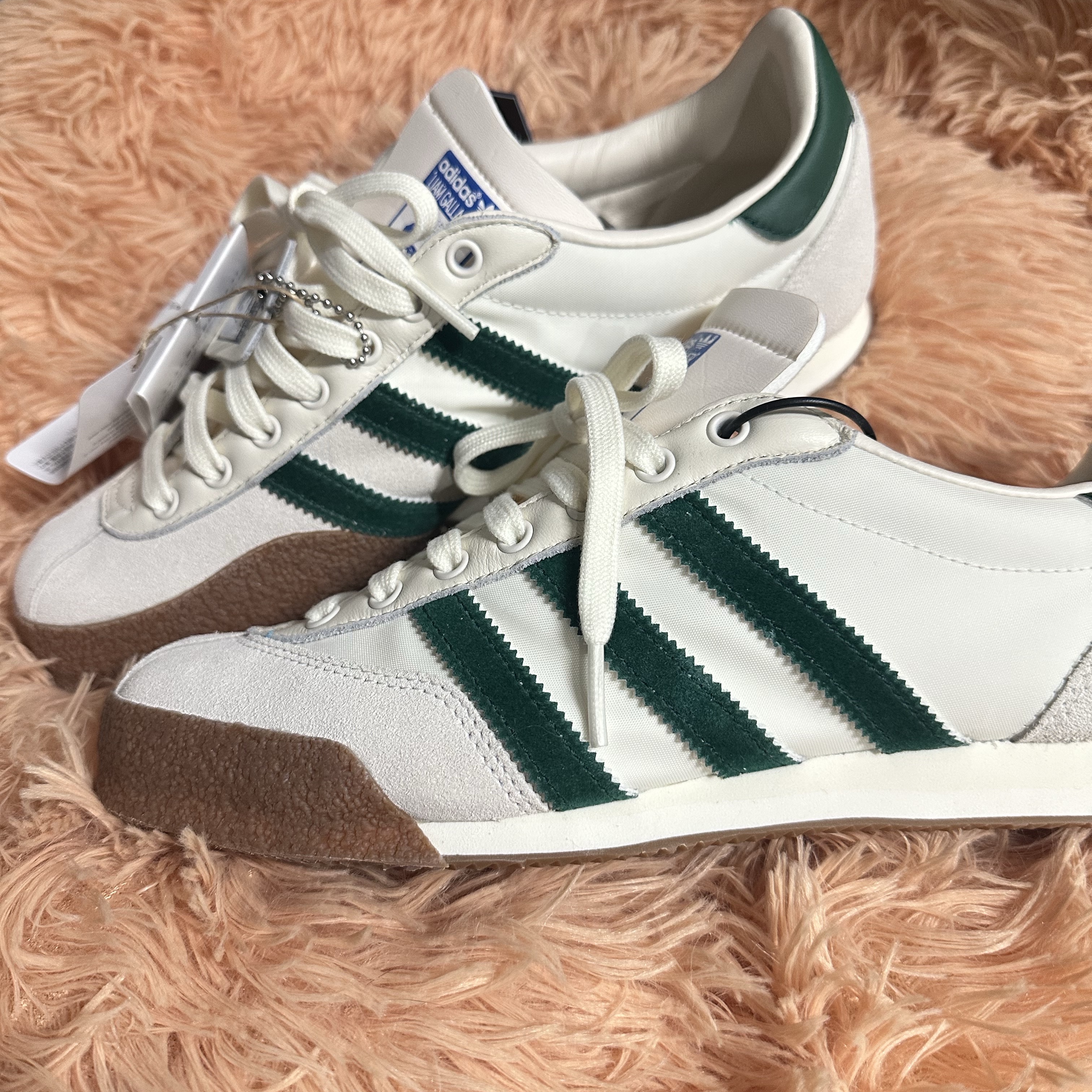 Adidas x Liam Gallagher Spezial LG II Cream White Collegiate Green 착용 스타일 - 2