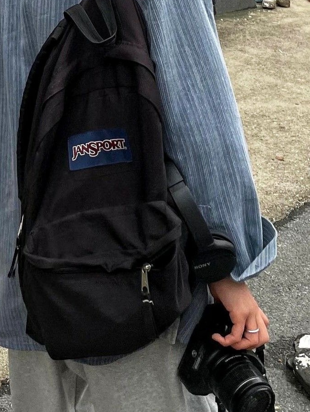 Jansport Superbreak Backpack Graphite Grey, Jansport Cool Student Backpack Navy 착용 스타일 - 3