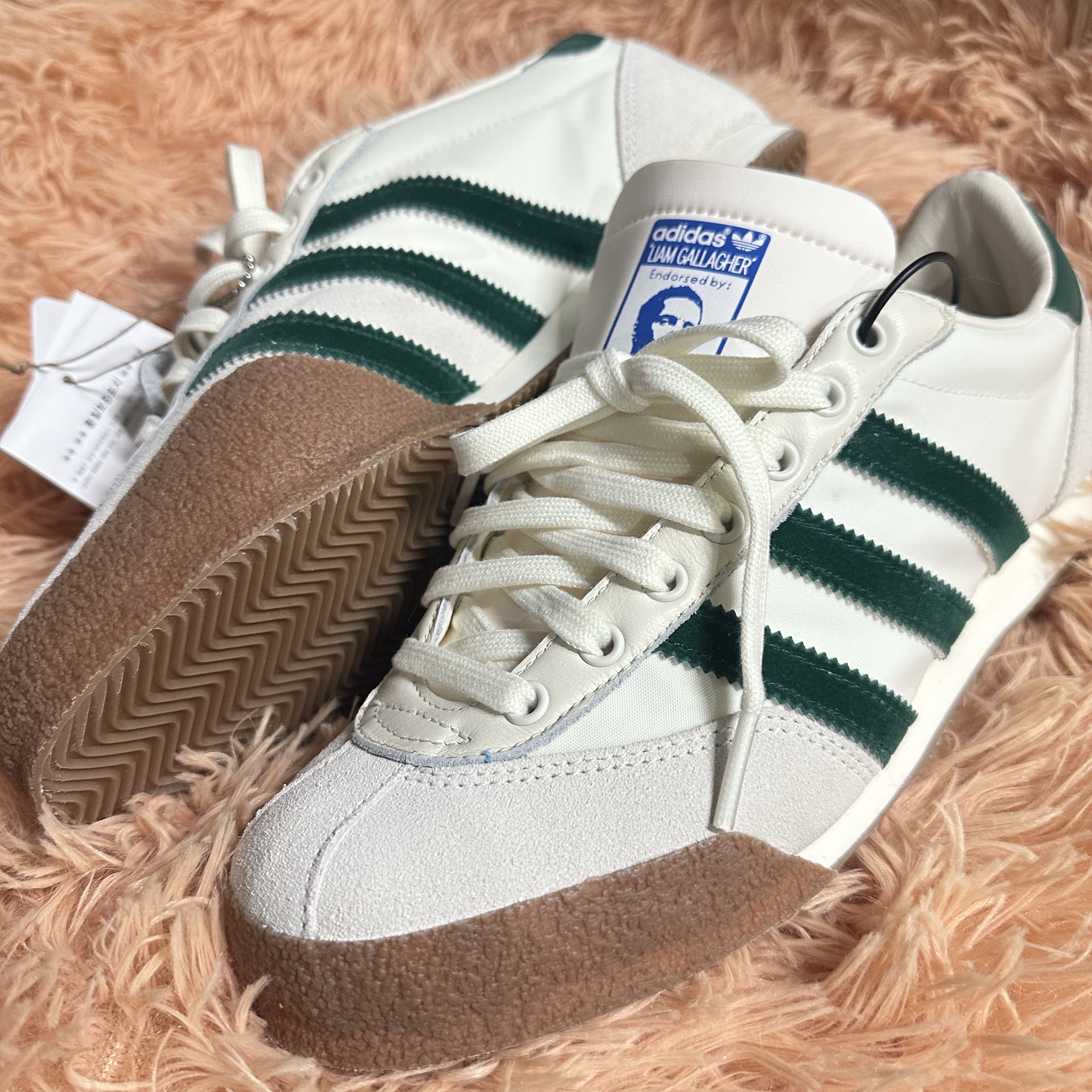 Adidas x Liam Gallagher Spezial LG II Cream White Collegiate Green 착용 스타일 - 3