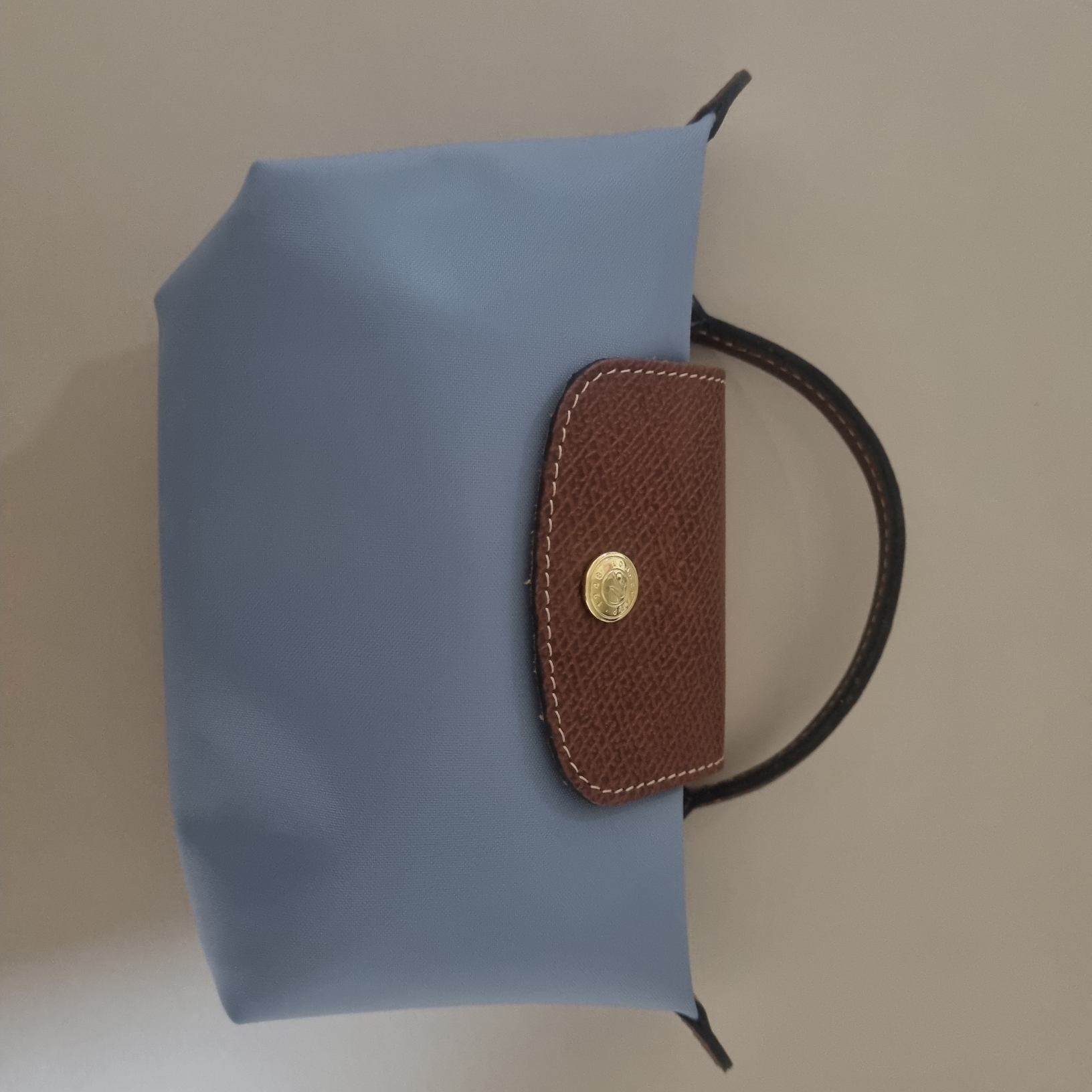 Longchamp Le Pliage Original Handle Pouch Steel 착용 스타일