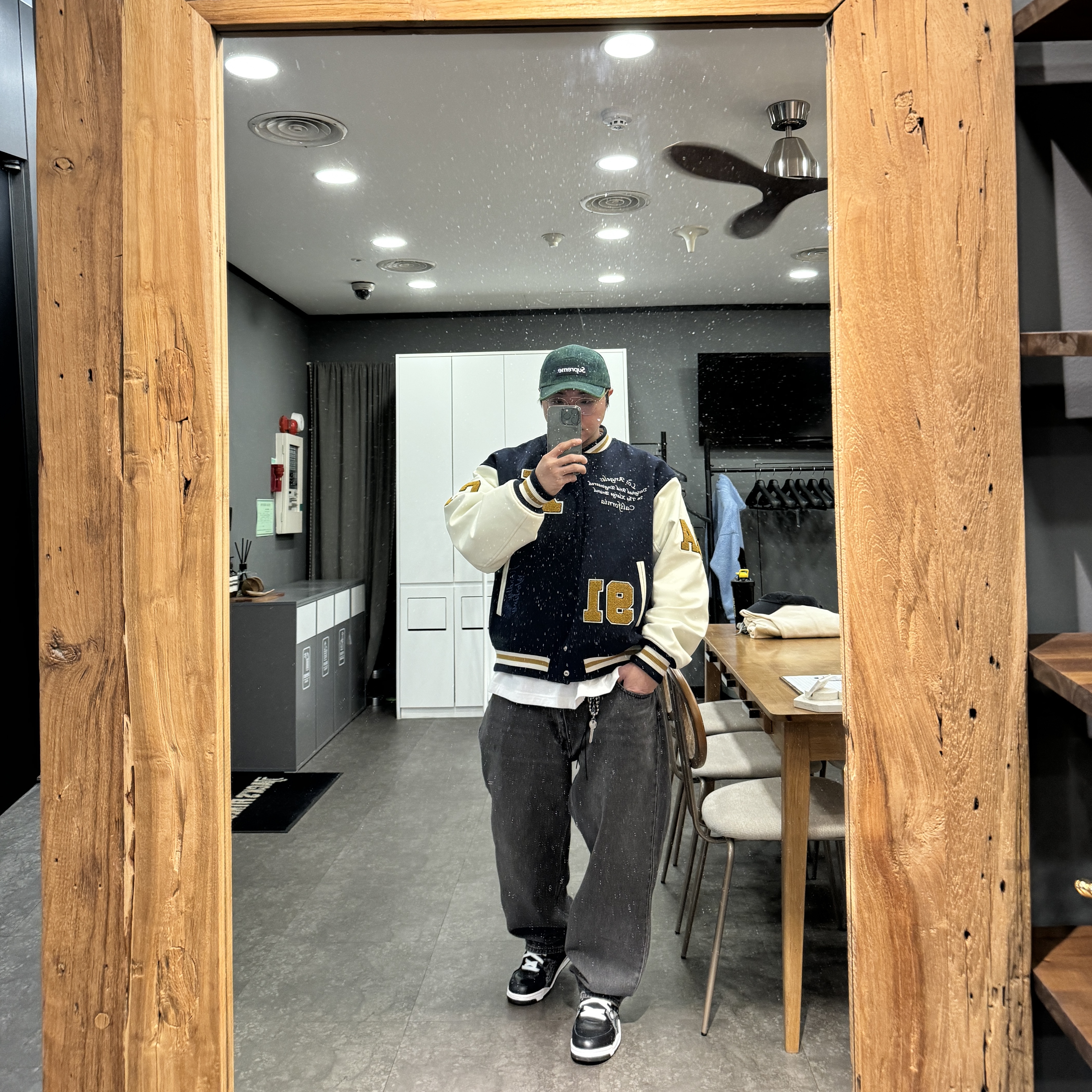 Supreme Denim Camp Cap Overdyed Green - 23SS, Nike x Stussy Air Flight 89 Low Black White 착용 스타일