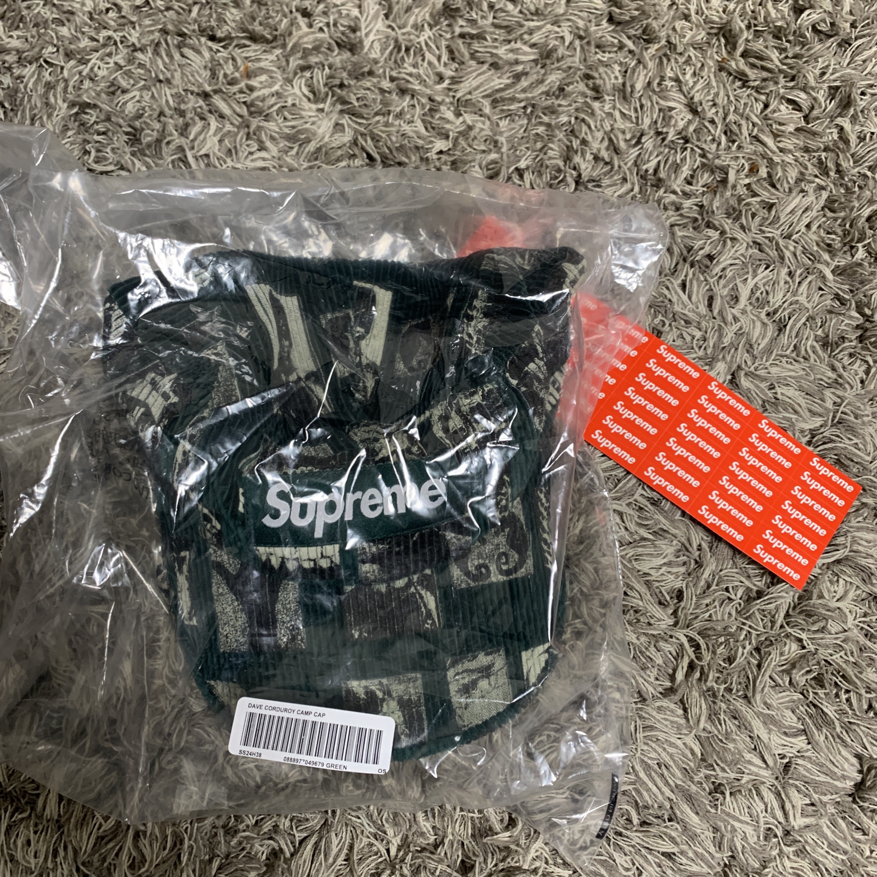 Supreme Weirdo Dave Corduroy Camp Cap Green - 24SS 착용 스타일