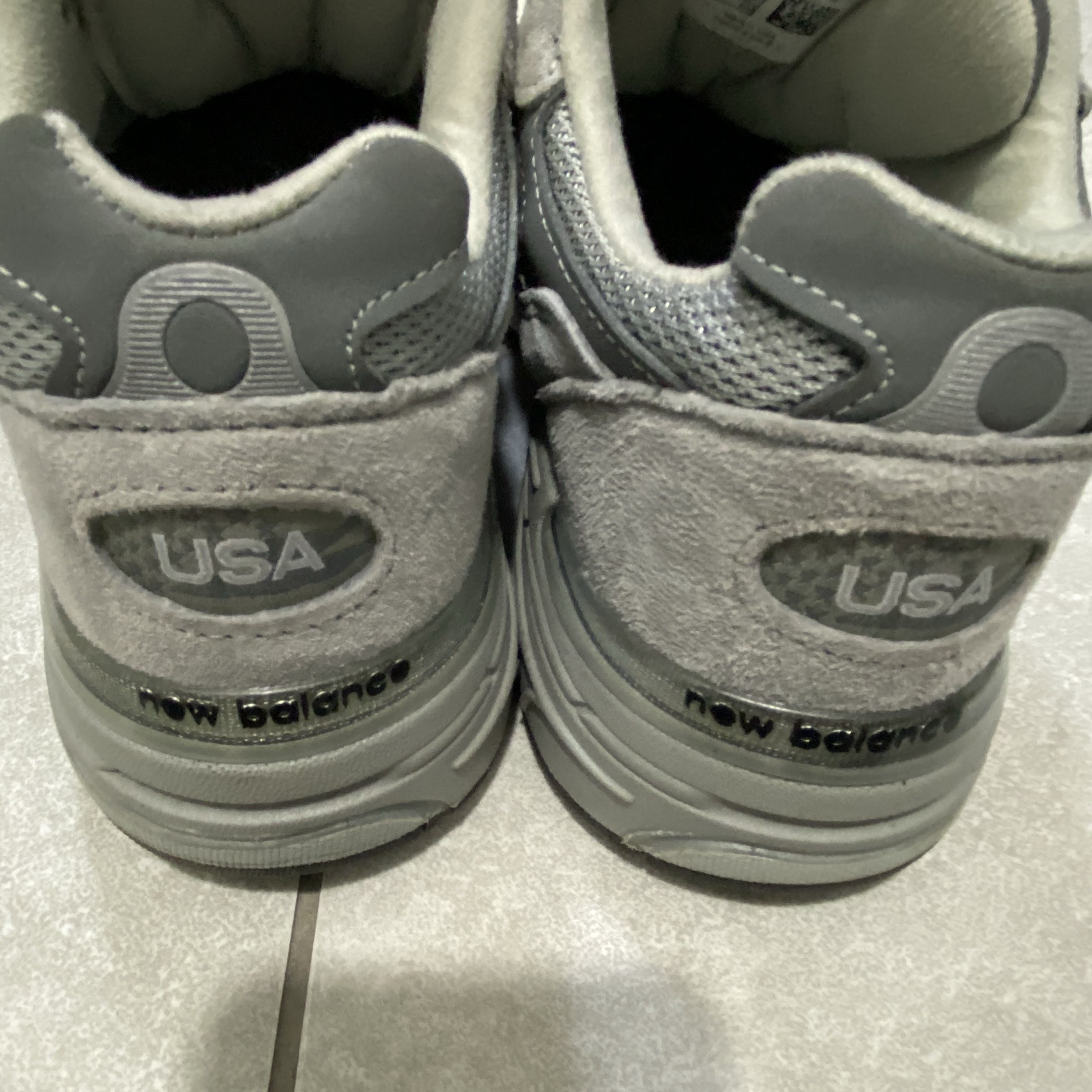 (W) New Balance 993 Made in USA Grey - B Standard 착용 스타일 - 3