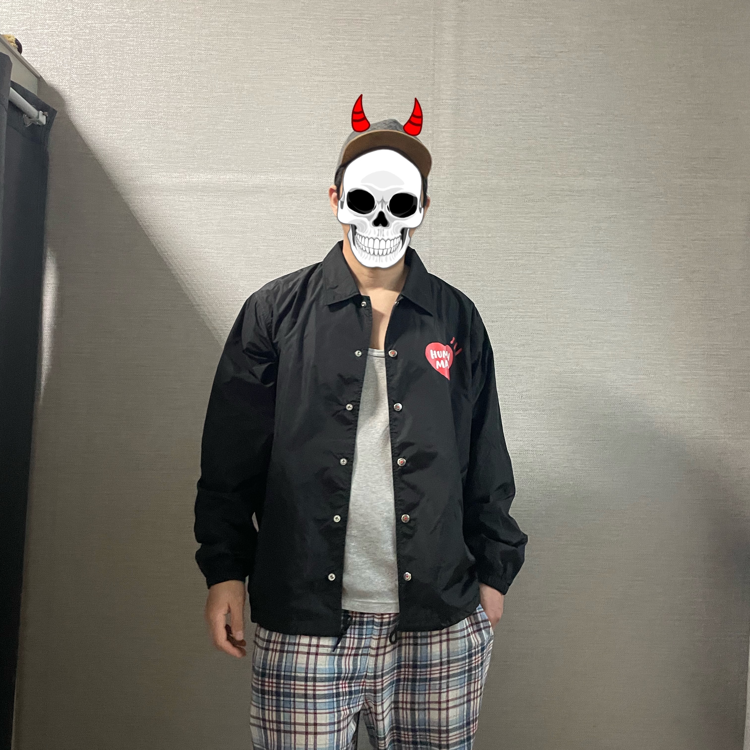 Human Made Coach Jacket Black 착용 스타일 - 1