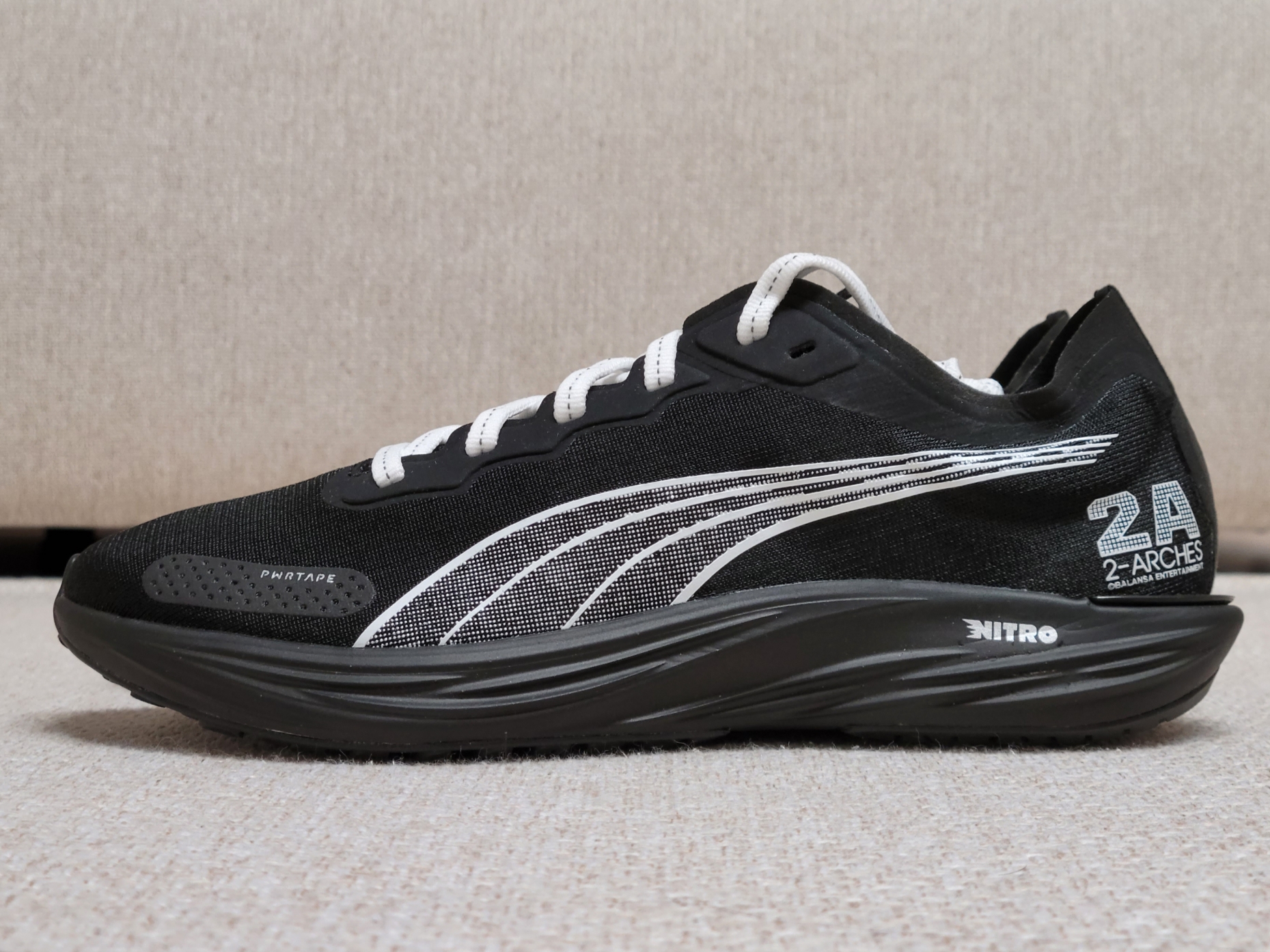 (W) Puma x Balansa Liberate Nitro 2 Black White 착용 스타일 - 1