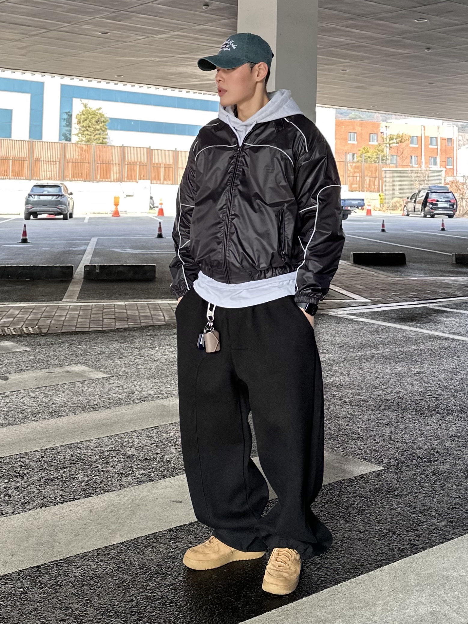 Nike x Supreme Air Force 1 Low Flax 착용 스타일 - 1