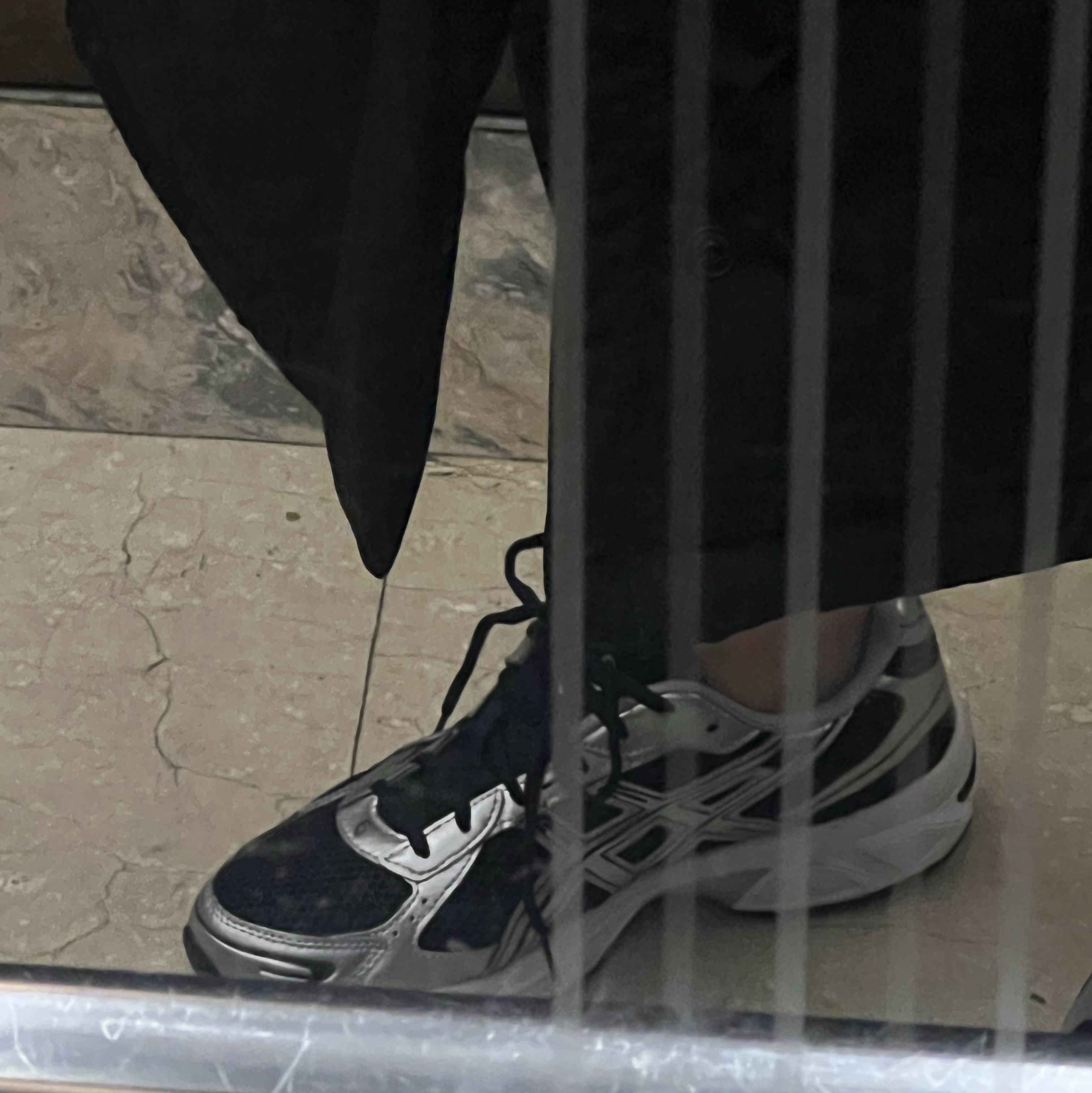 Asics Gel-1130 French Blue Pure Silver 착용 스타일