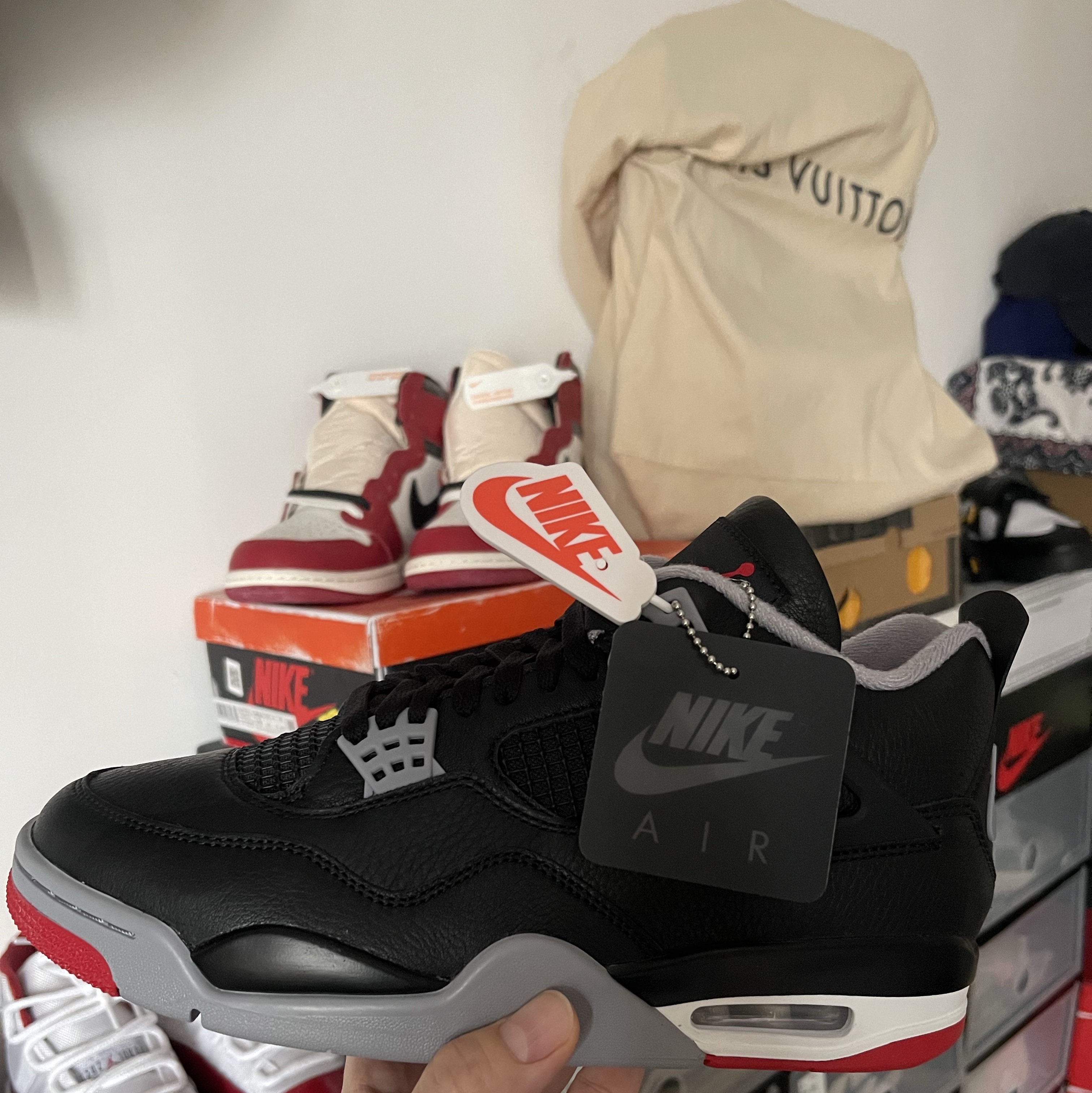 Jordan 4 Retro Bred Reimagined 착용 스타일